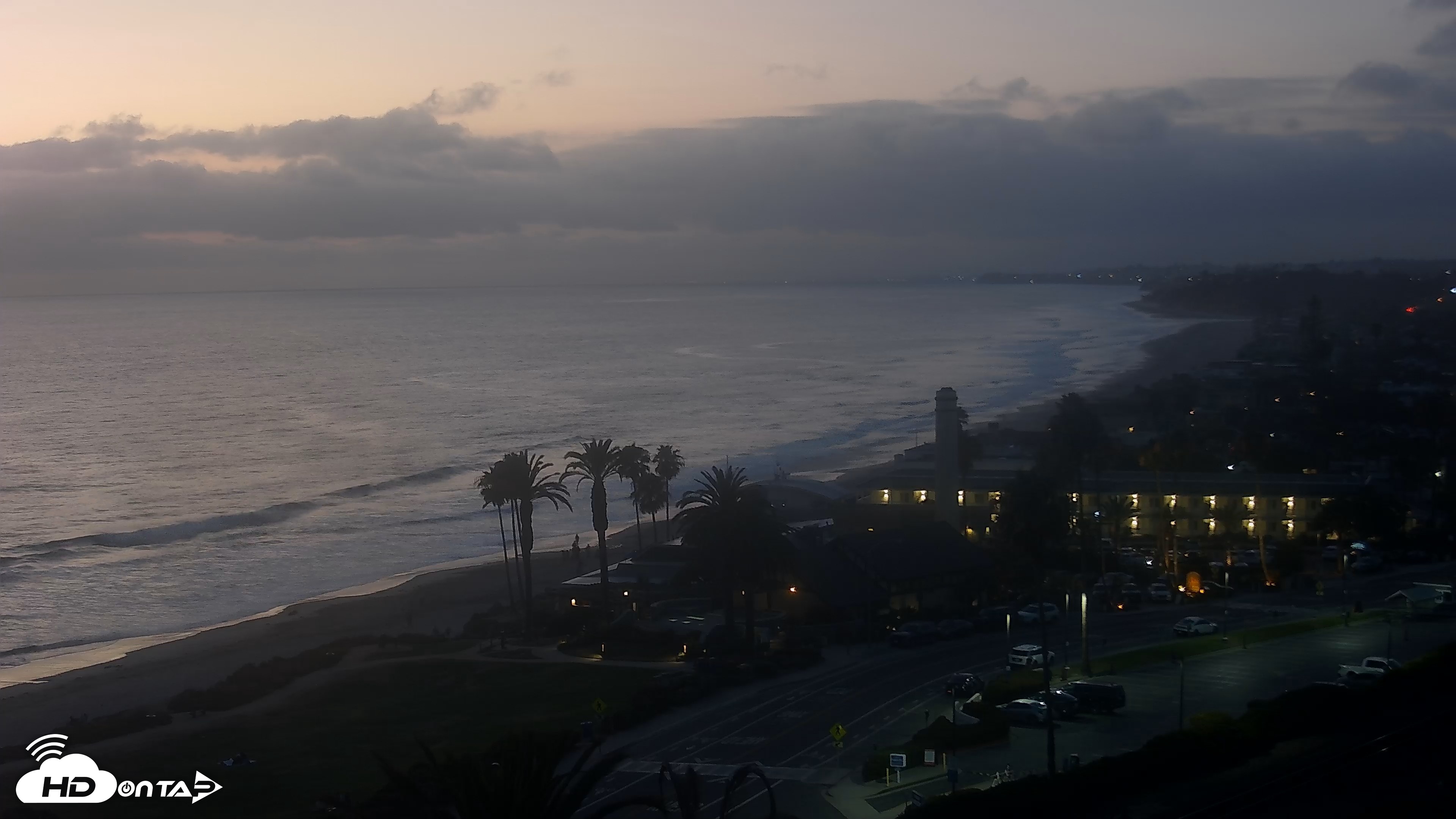 Snapshot of Del Mar Beach Overlook Live Webcam taken Jun 30, 2026, 8:25pm PDT