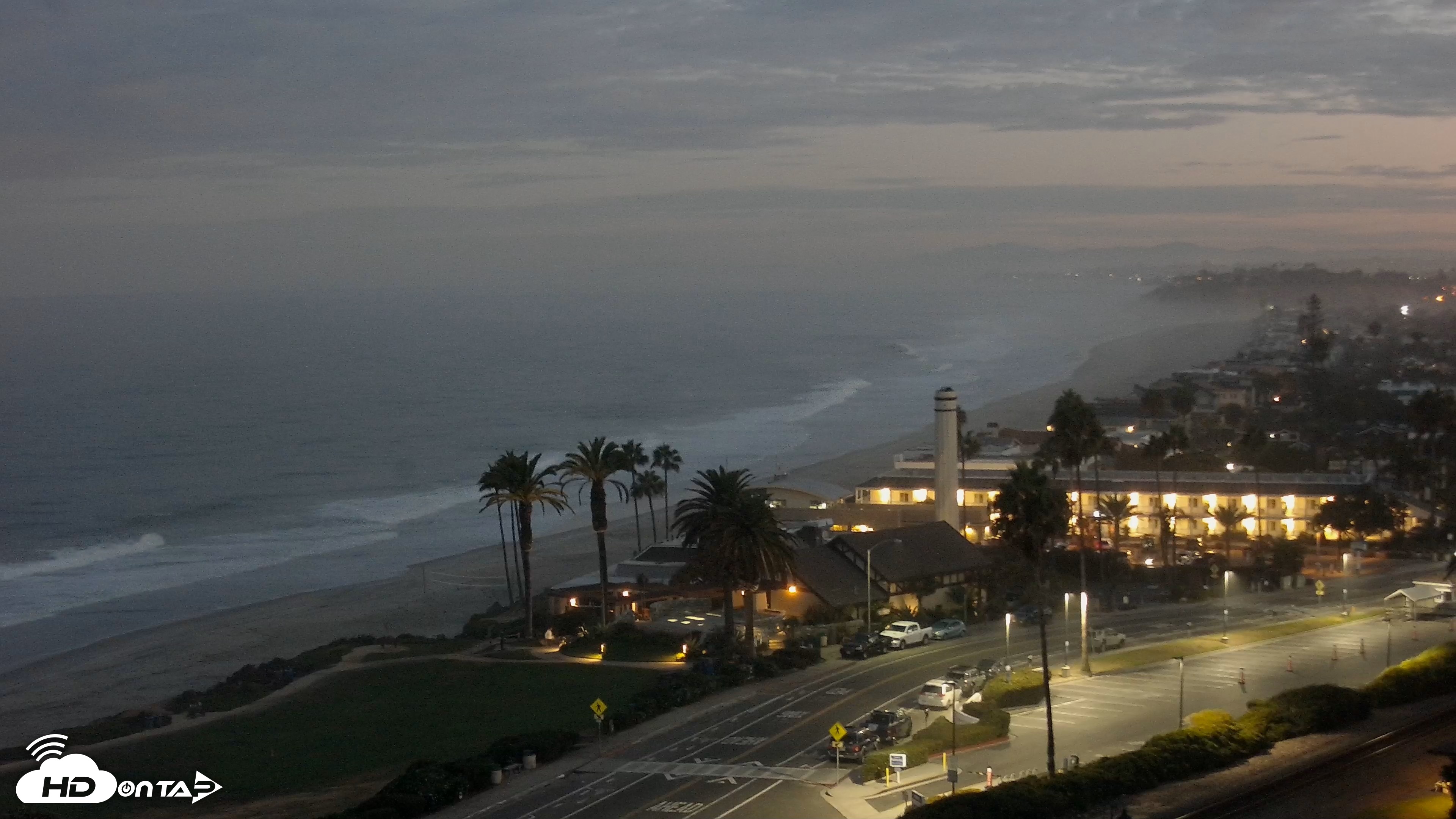 Snapshot of Del Mar Beach Overlook Live Webcam taken Sep 8, 2026, 6:06am PDT