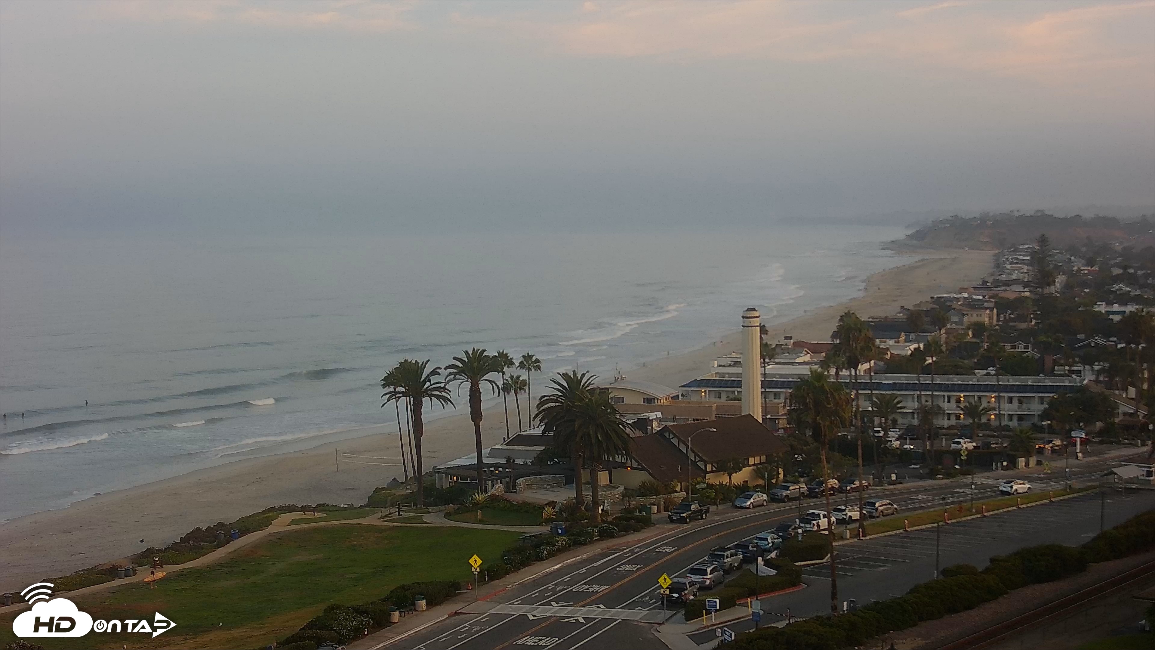 Snapshot of Del Mar Beach Overlook Live Webcam taken Aug 20, 2026, 6:25am PDT