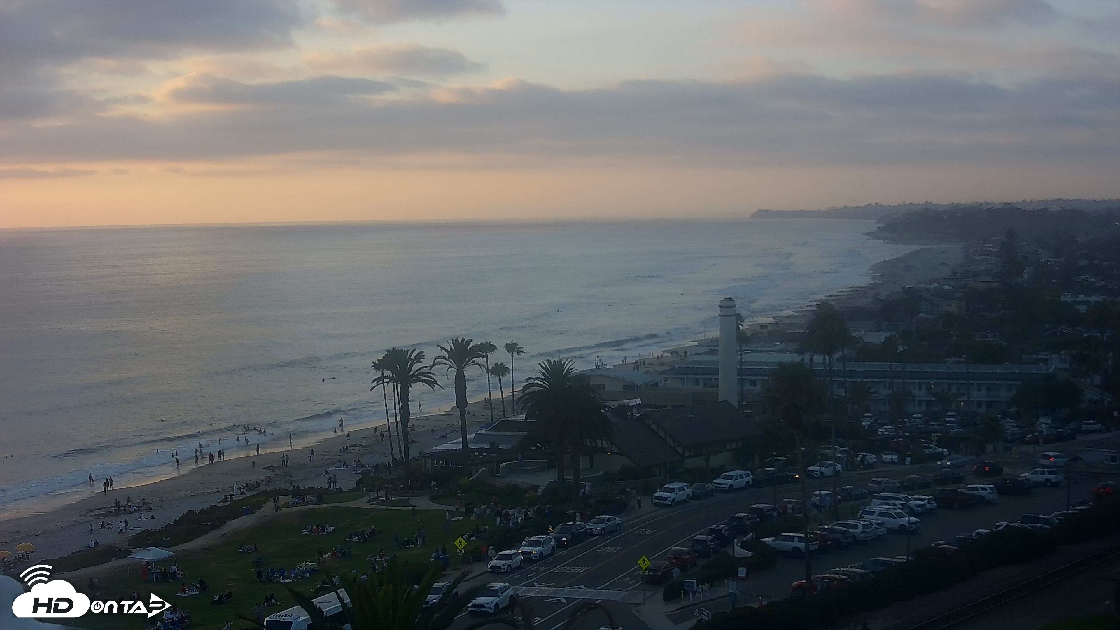 Snapshot of Del Mar Beach Overlook Live Webcam taken Jul 10, 2026, 7:43pm PDT