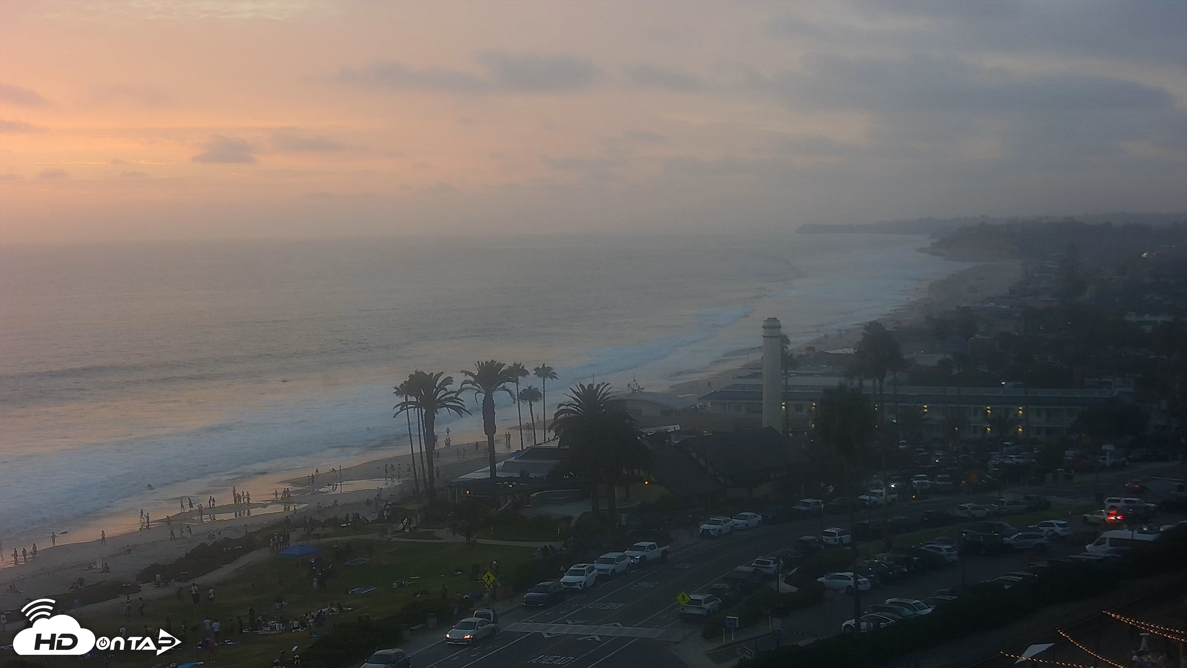Snapshot of Del Mar Beach Overlook Live Webcam taken Jul 25, 2026, 7:57pm PDT