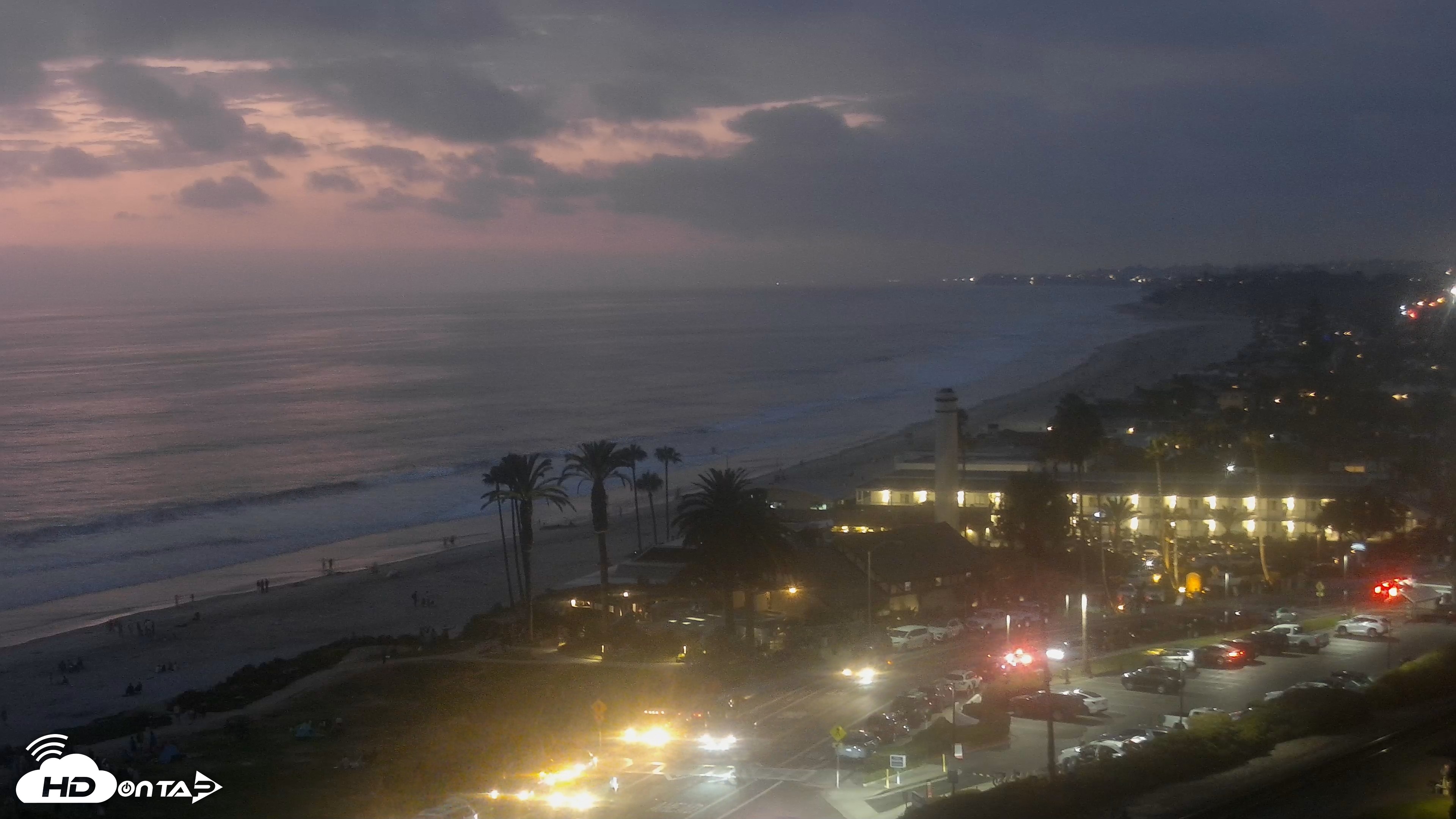 Snapshot of Del Mar Beach Overlook Live Webcam taken Jul 18, 2026, 8:25pm PDT