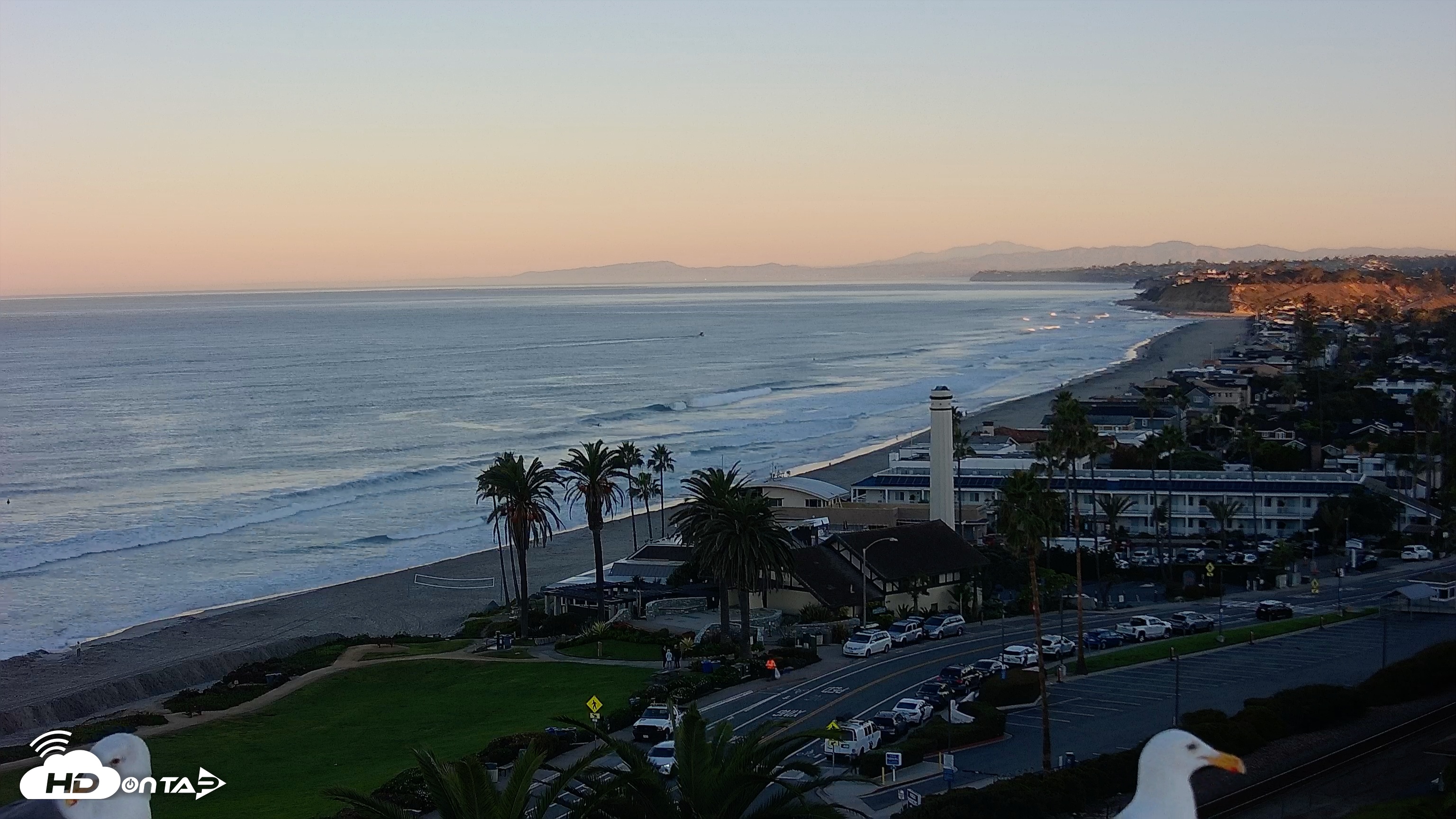 Snapshot of Del Mar Beach Overlook Live Webcam taken Oct 18, 2025, 7:13am PDT