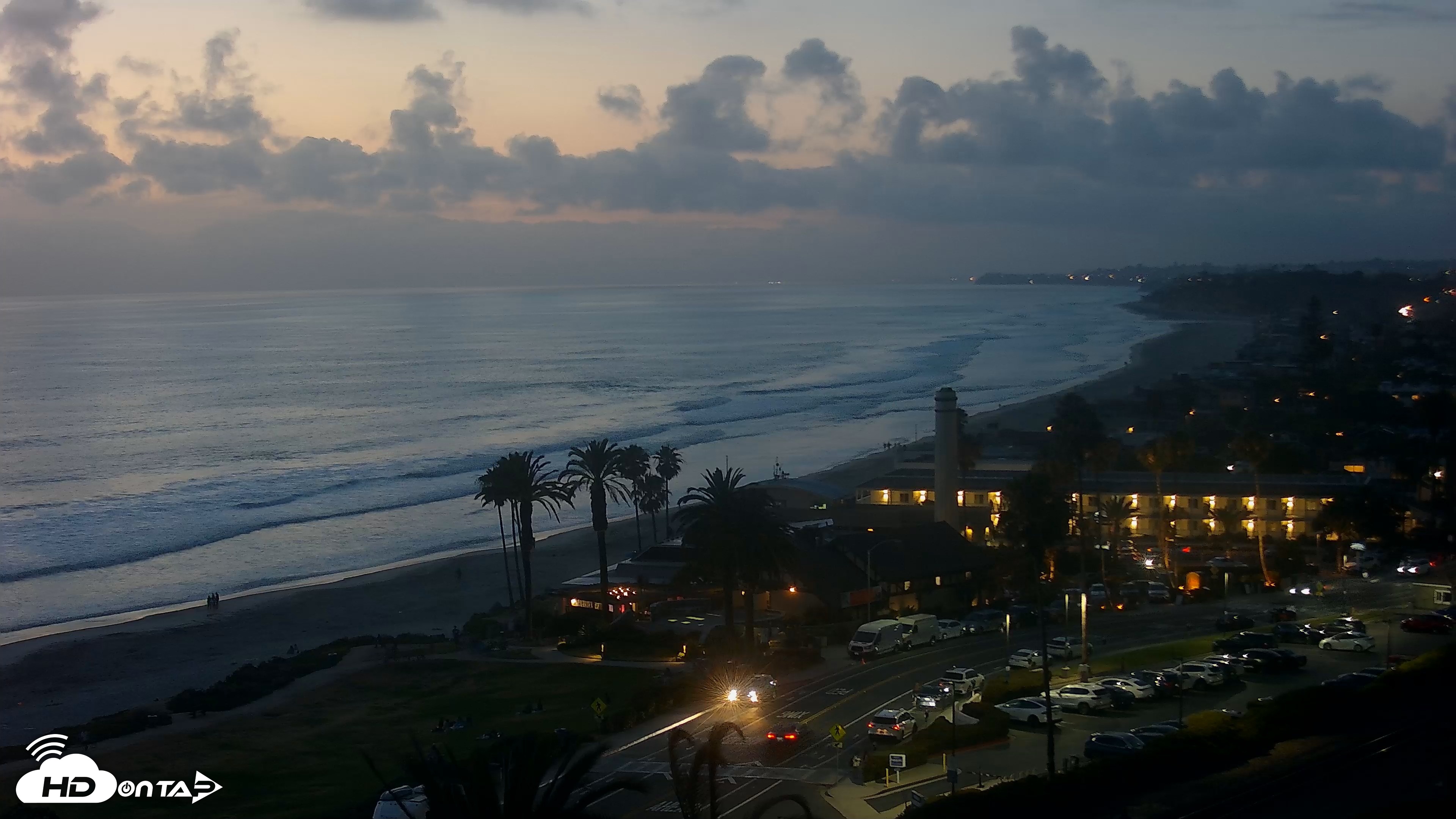 Snapshot of Del Mar Beach Overlook Live Webcam taken Jun 7, 2026, 8:20pm PDT