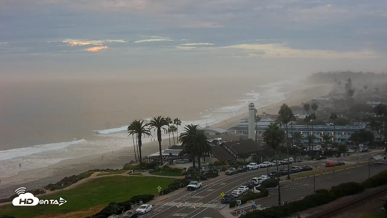 Snapshot of Del Mar Beach Overlook Live Webcam taken Sep 7, 2026, 6:33am PDT
