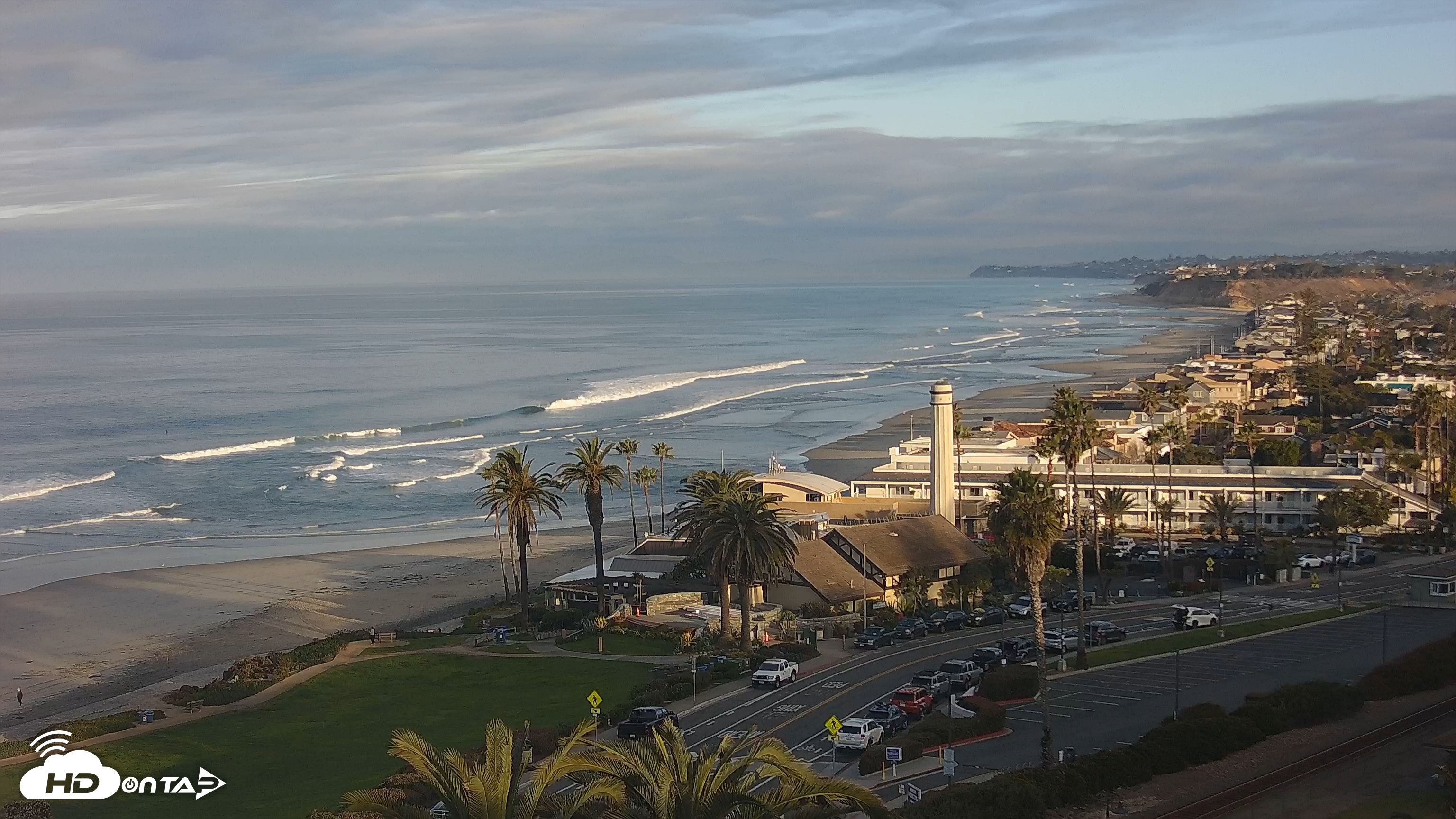 Snapshot of Del Mar Beach Overlook Live Webcam taken Feb 5, 2025, 7:33am PST