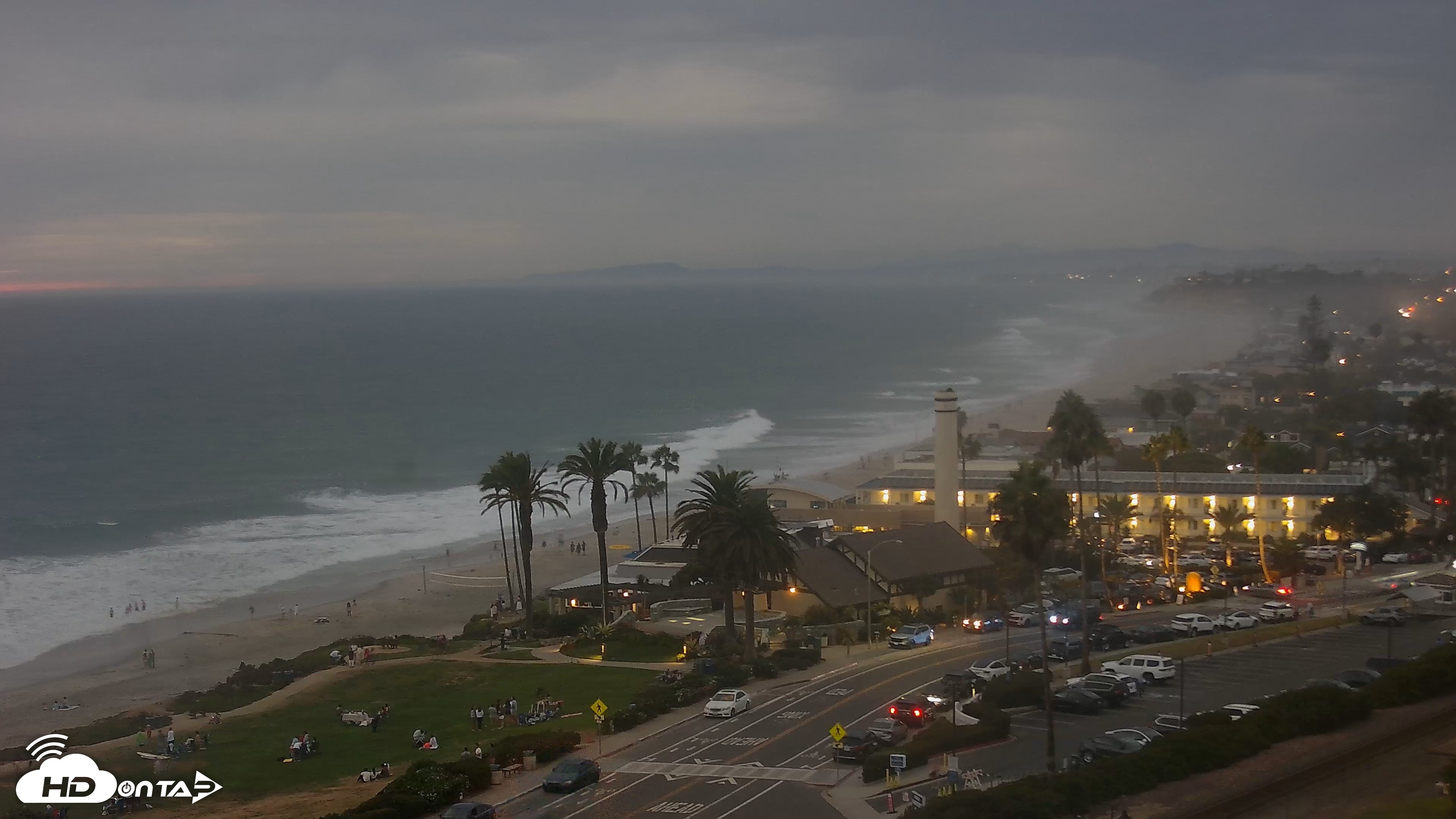 Snapshot of Del Mar Beach Overlook Live Webcam taken Sep 6, 2026, 7:31pm PDT