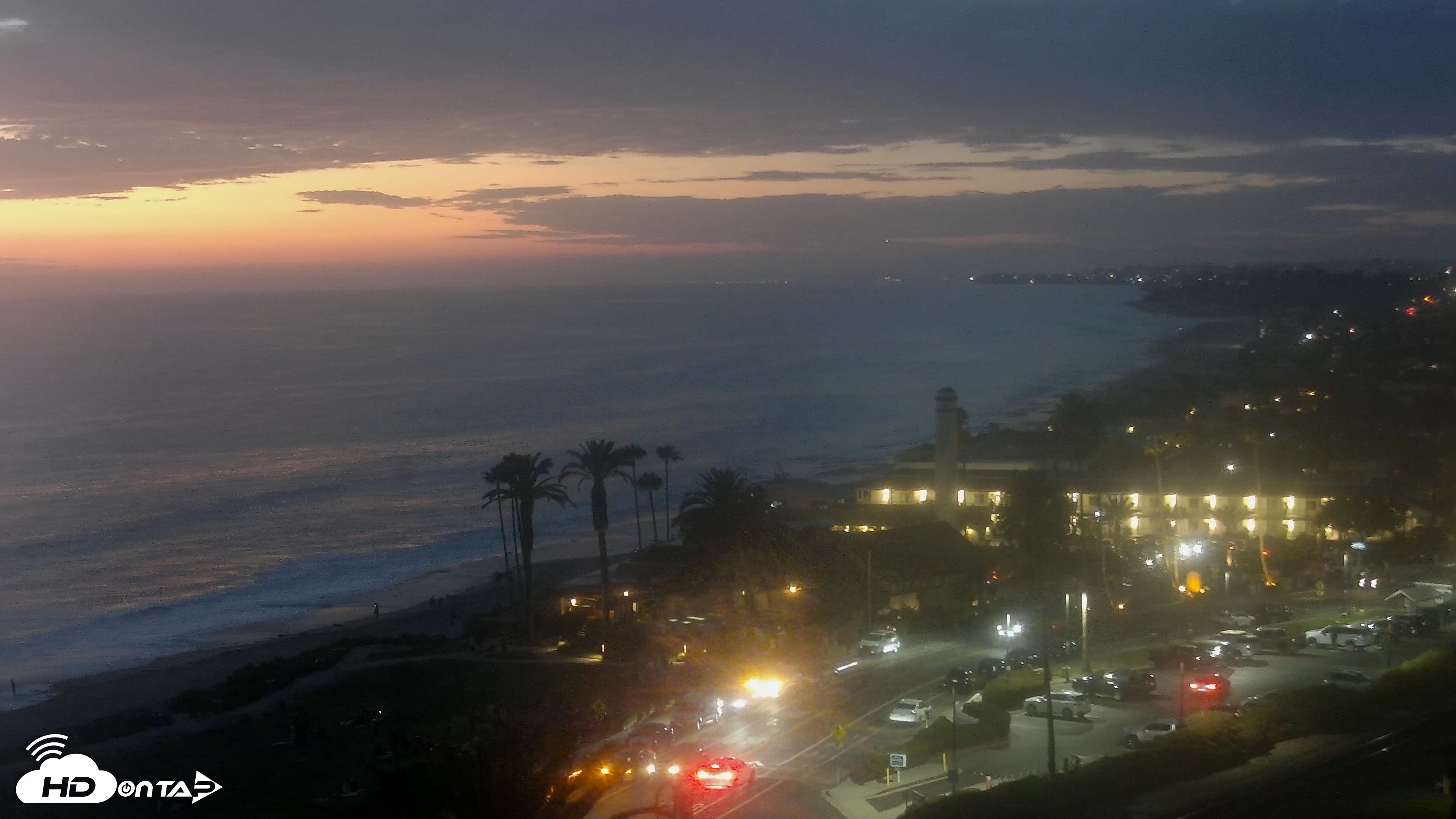Snapshot of Del Mar Beach Overlook Live Webcam taken Jul 12, 2026, 8:31pm PDT