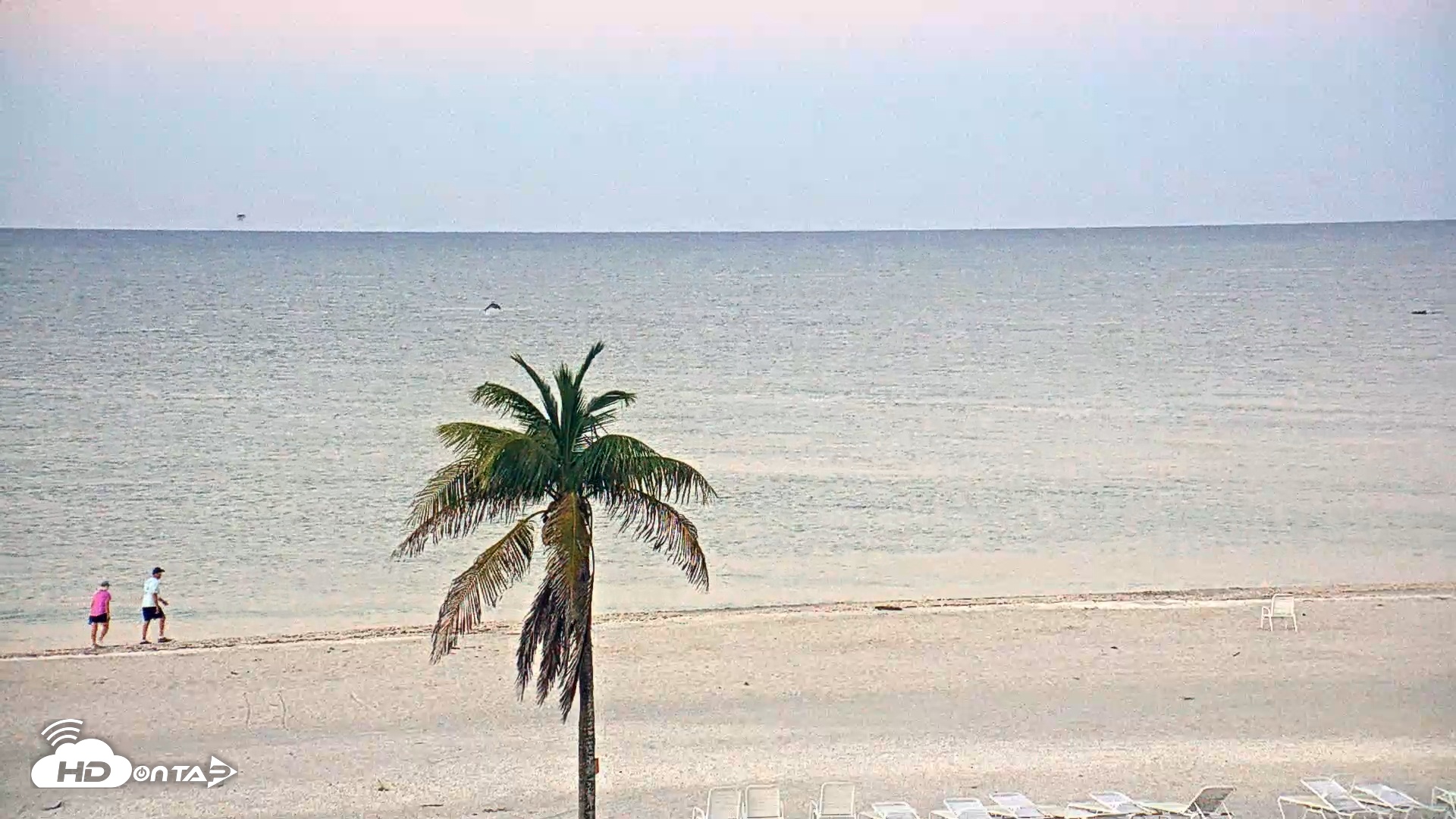Snapshot of Sanibel Island Flordia Live Webcam taken Oct 13, 2025, 7:23am EDT