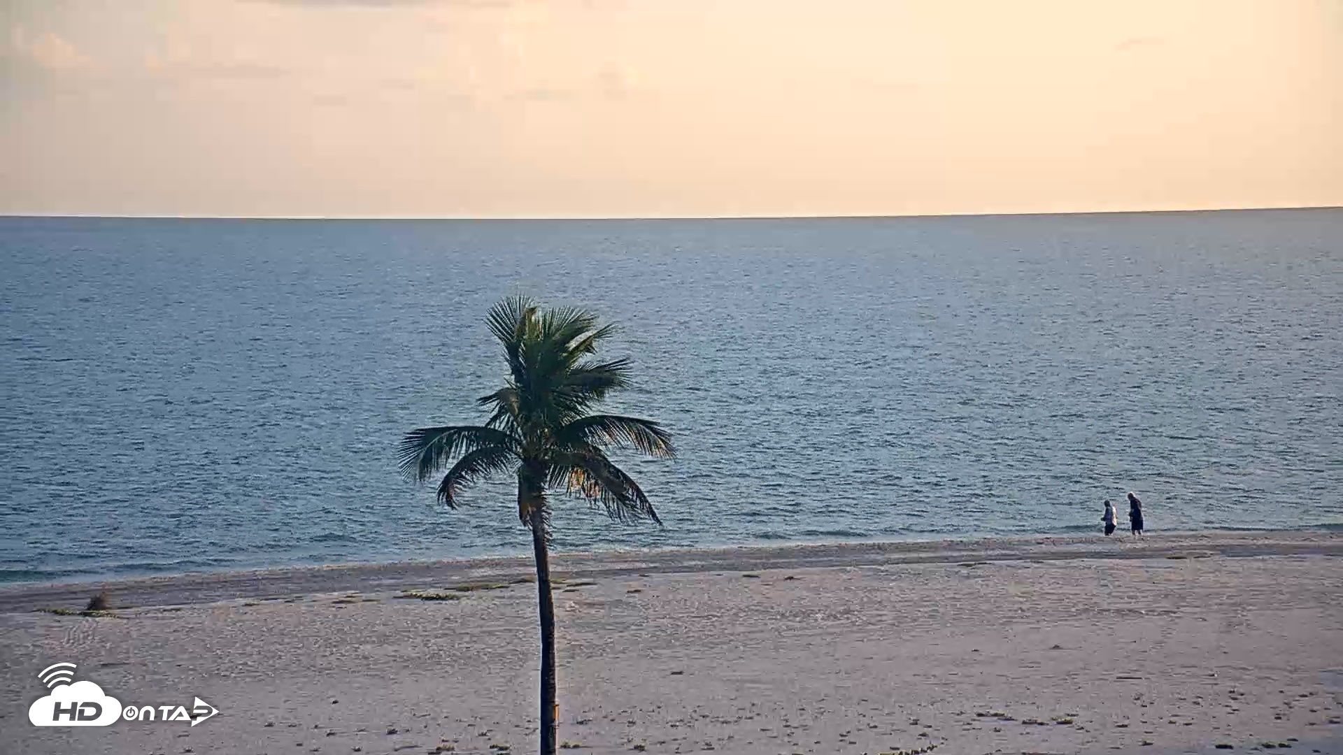 Snapshot of Sanibel Island Flordia Live Webcam taken Aug 26, 2026, 7:35pm EDT