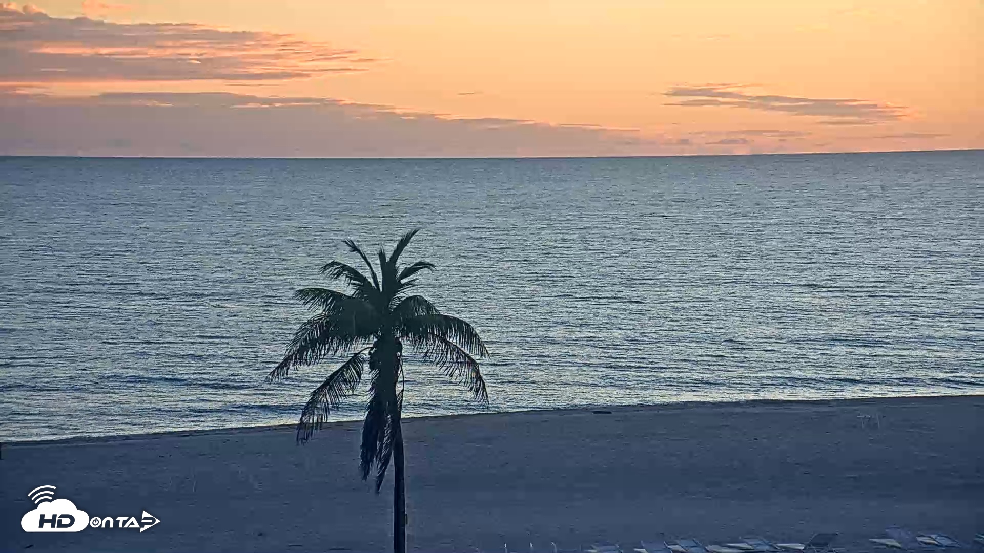 Snapshot of Sanibel Island Flordia Live Webcam taken Oct 12, 2025, 7:04pm EDT