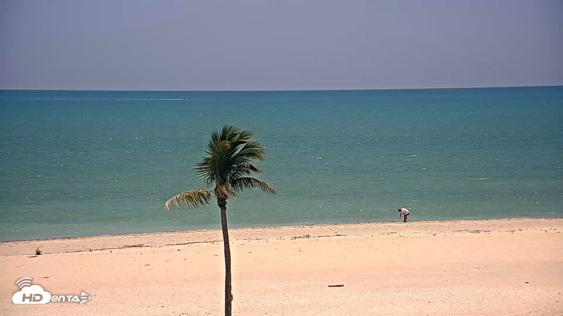 Snapshot of Sanibel Island Flordia Live Webcam taken May 9, 2026, 1:53pm EDT