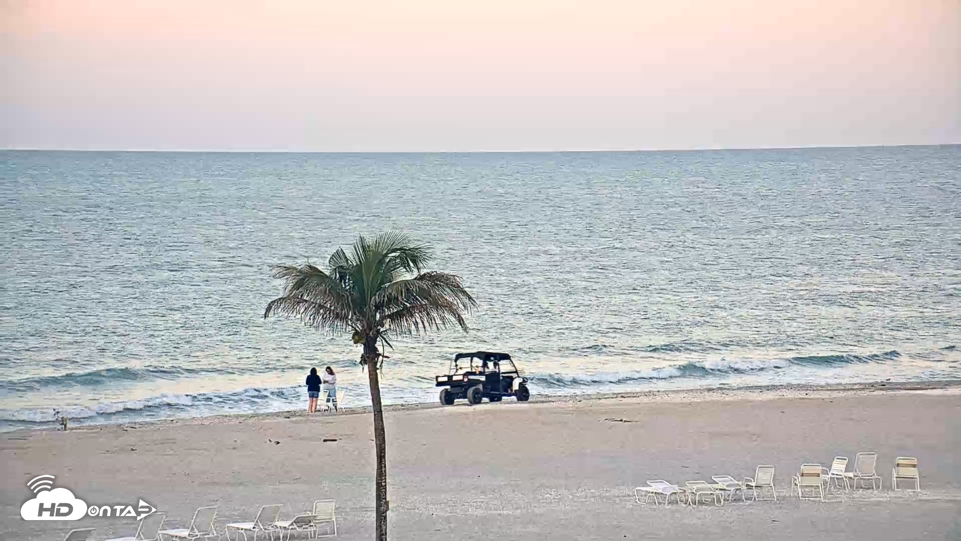 Snapshot of Sanibel Island Flordia Live Webcam taken May 1, 2025, 6:57am EDT