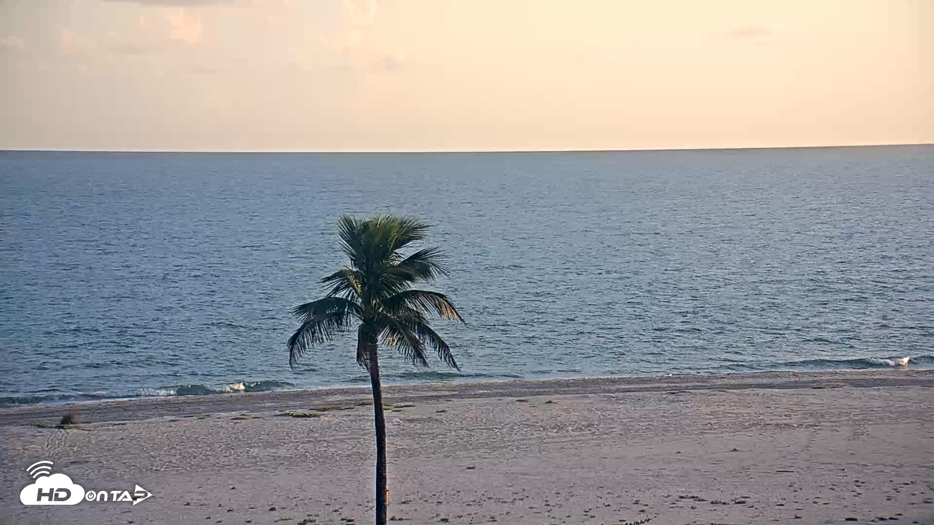 Snapshot of Sanibel Island Flordia Live Webcam taken Aug 26, 2026, 7:32pm EDT