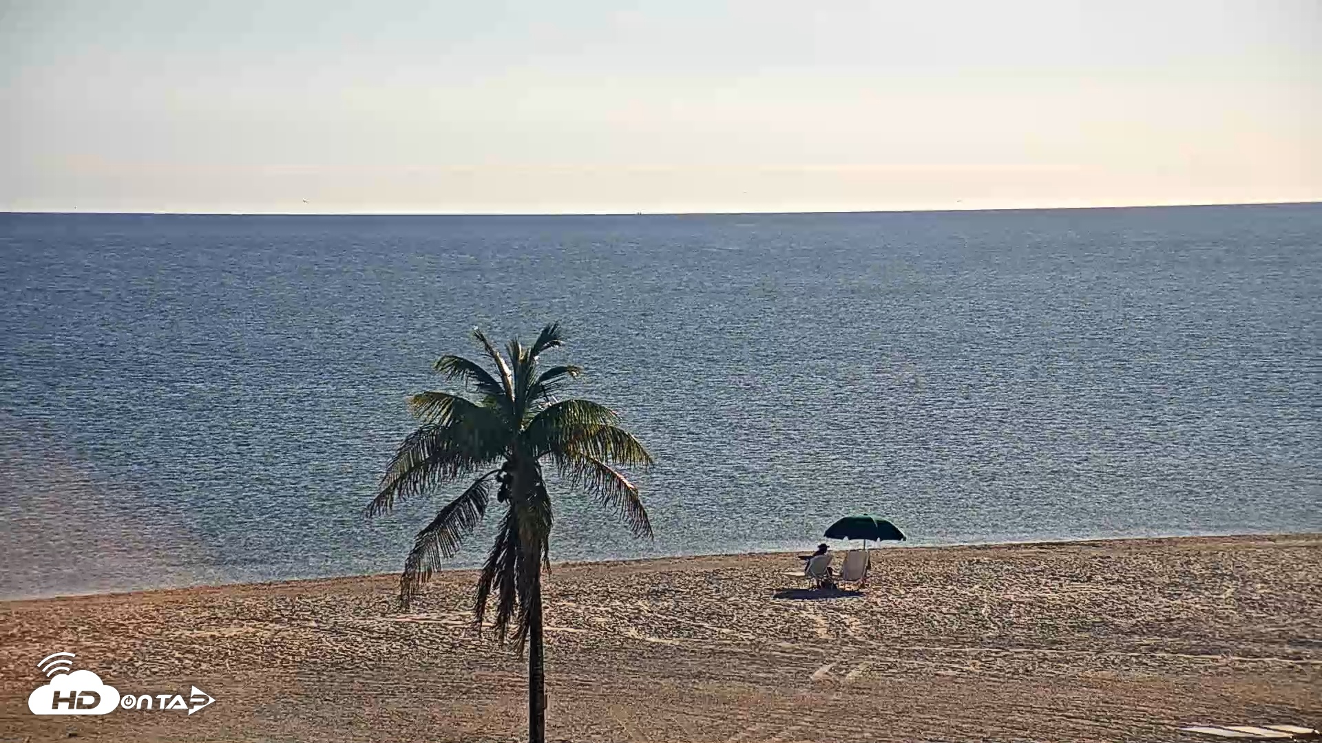 Snapshot of Sanibel Island Flordia Live Webcam taken Oct 14, 2025, 5:31pm EDT