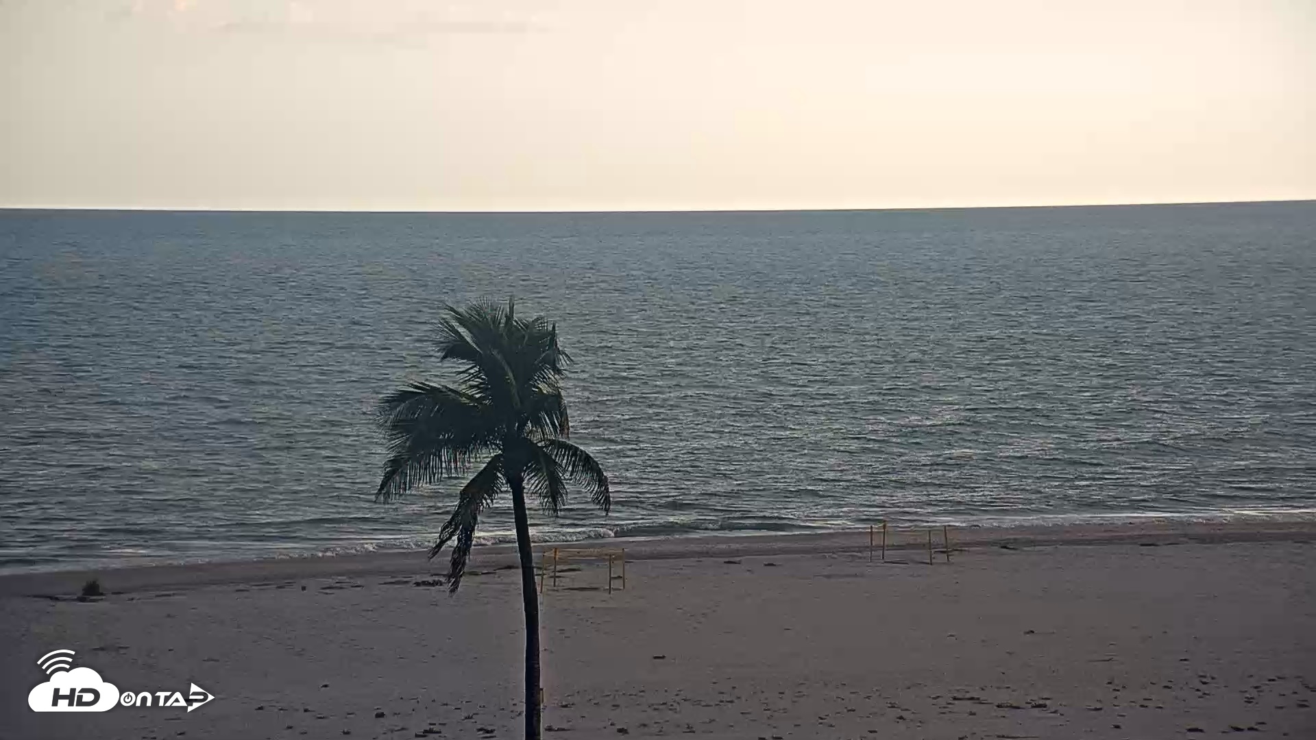 Snapshot of Sanibel Island Flordia Live Webcam taken Aug 10, 2026, 7:33pm EDT