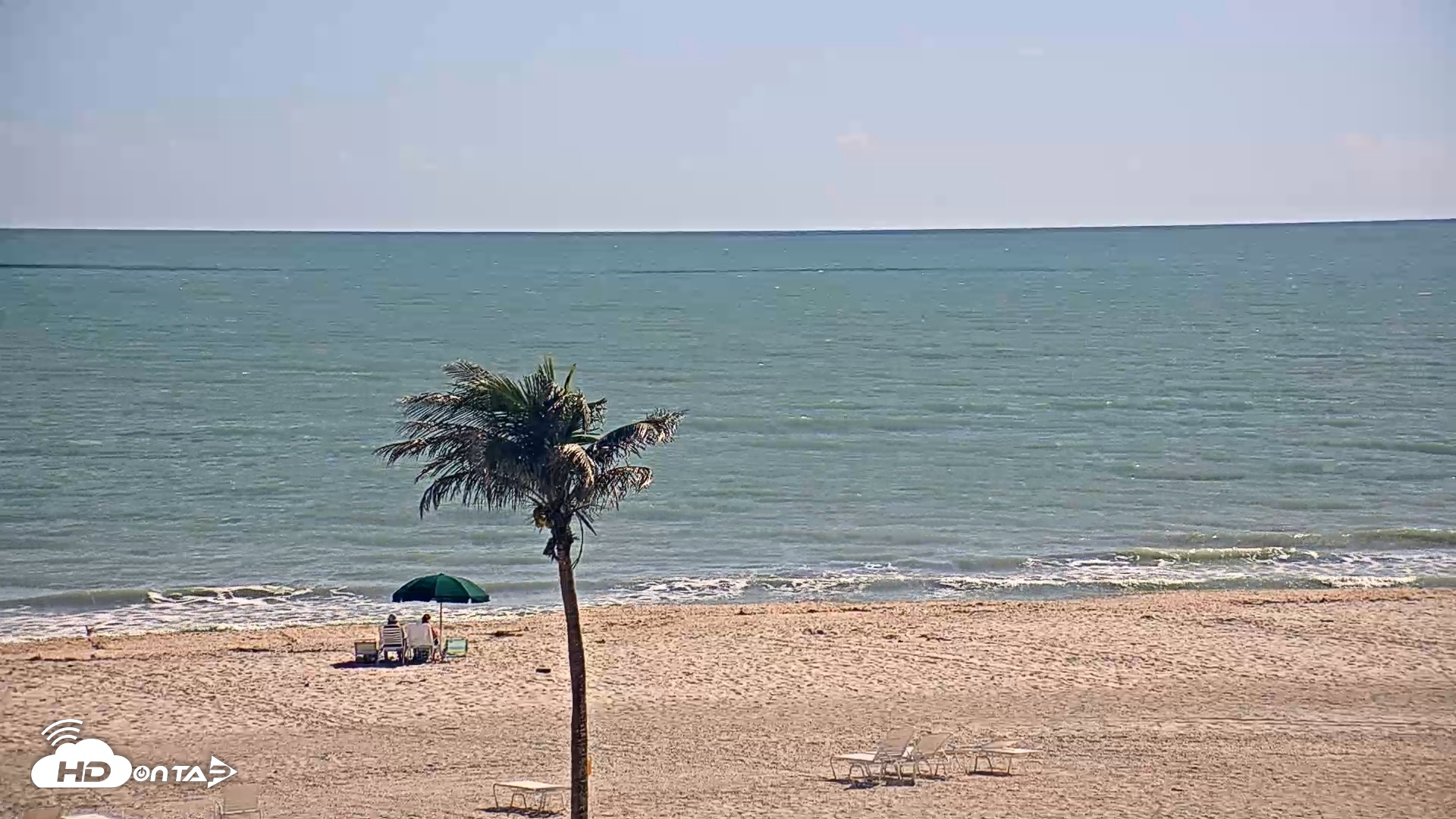 Snapshot of Sanibel Island Flordia Live Webcam taken May 13, 2025, 5:10pm EDT