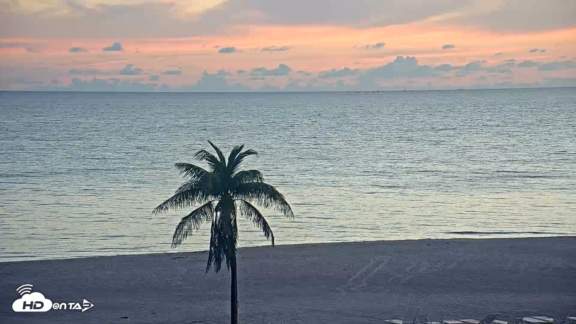Snapshot of Sanibel Island Flordia Live Webcam taken Sep 25, 2025, 7:27pm EDT