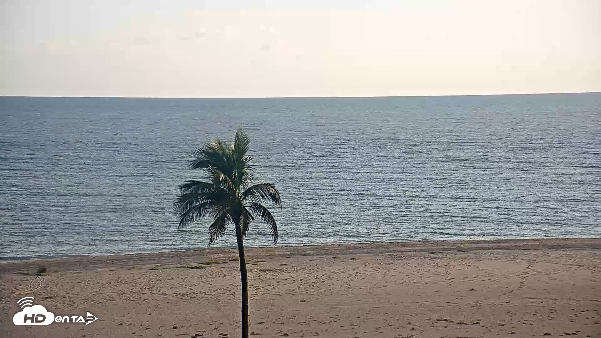 Snapshot of Sanibel Island Flordia Live Webcam taken Aug 20, 2026, 7:06pm EDT