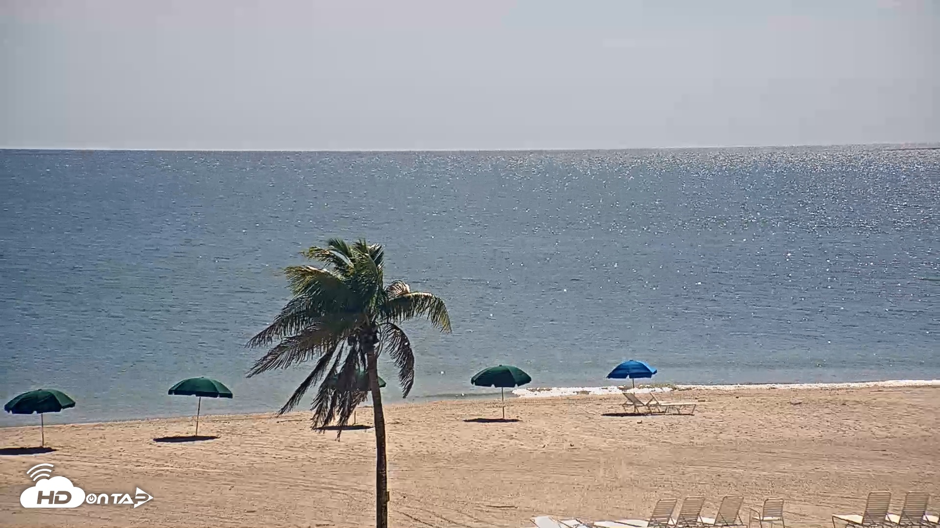 Snapshot of Sanibel Island Flordia Live Webcam taken Sep 19, 2025, 4:02pm EDT