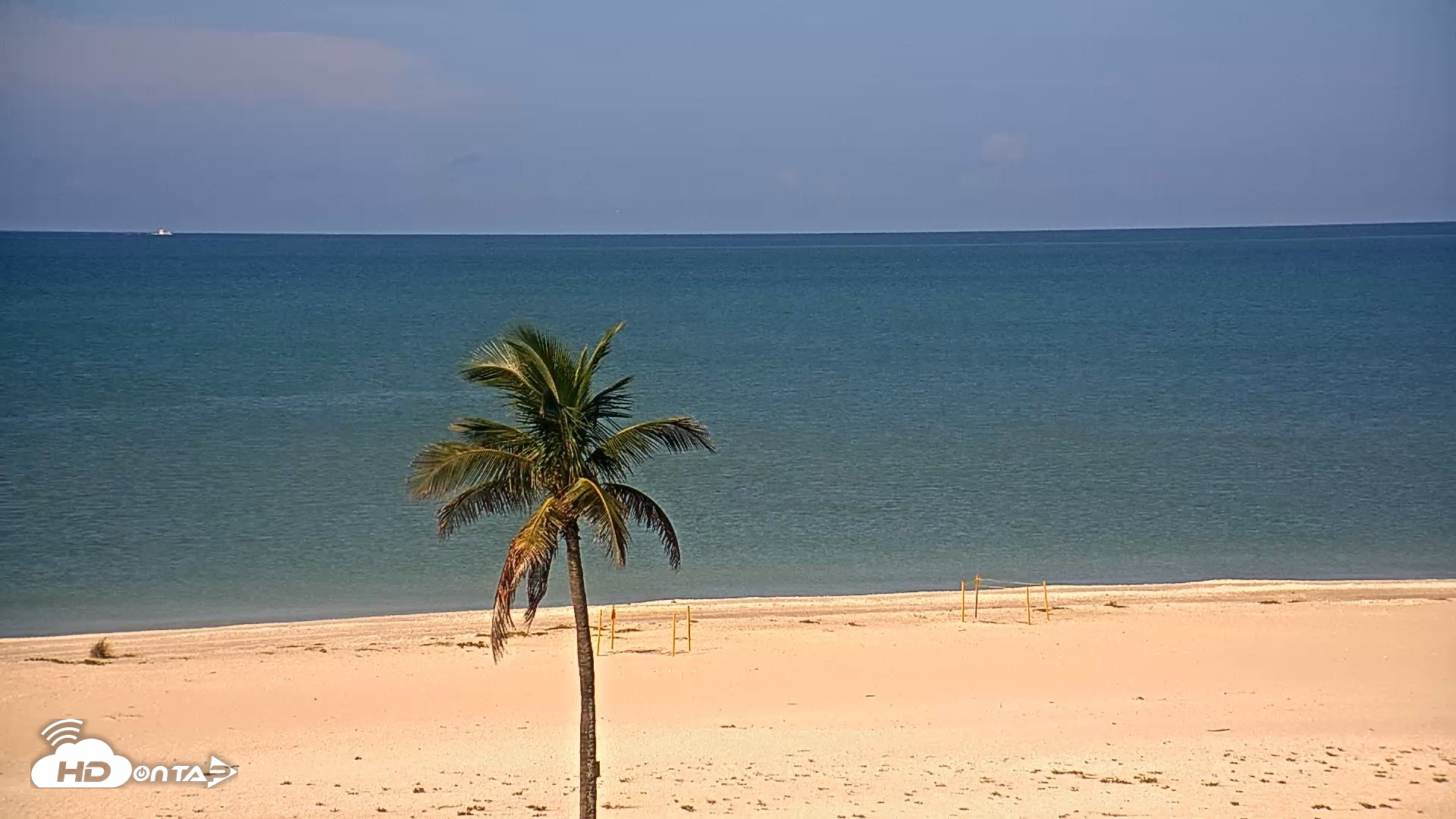 Snapshot of Sanibel Island Flordia Live Webcam taken Aug 7, 2026, 10:09am EDT