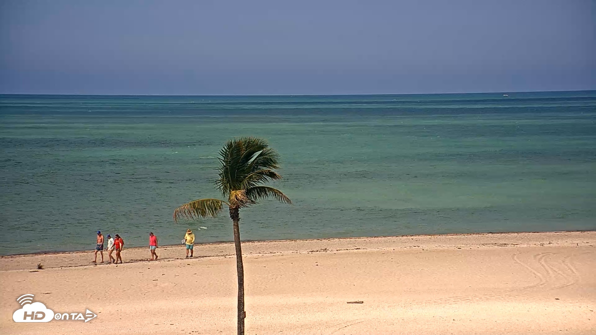 Snapshot of Sanibel Island Flordia Live Webcam taken May 6, 2026, 10:33am EDT