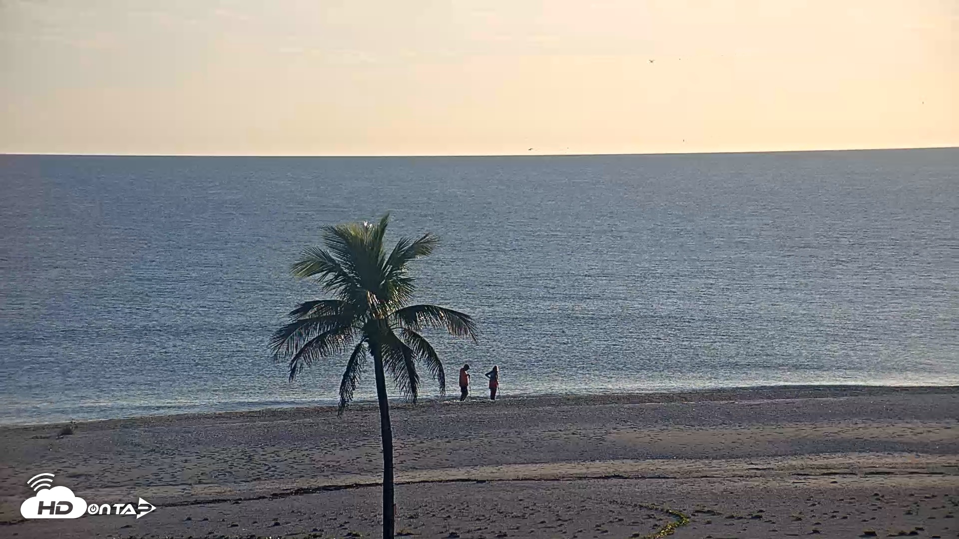 Snapshot of Sanibel Island Flordia Live Webcam taken Oct 21, 2026, 6:11pm EDT