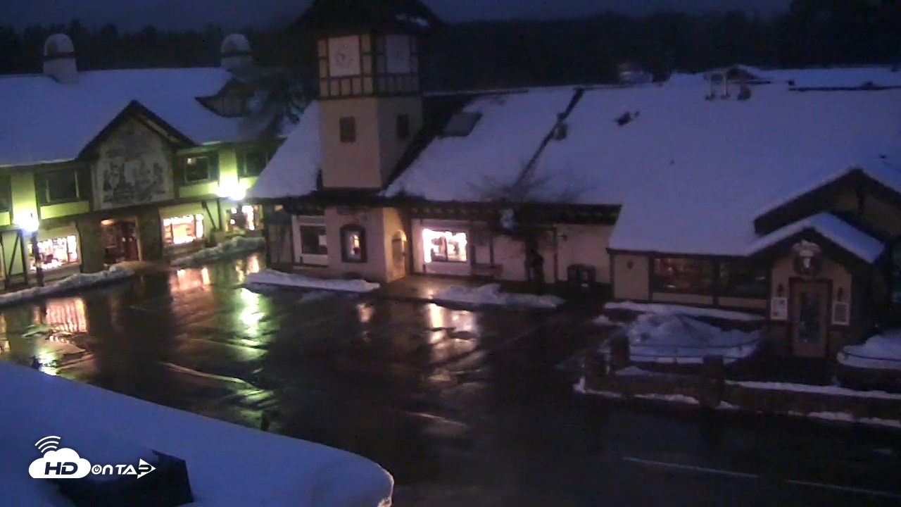 Snapshot of Cobblestone Center - Tahoe City Live Webcam taken Jan 1, 2026, 6:50am PST