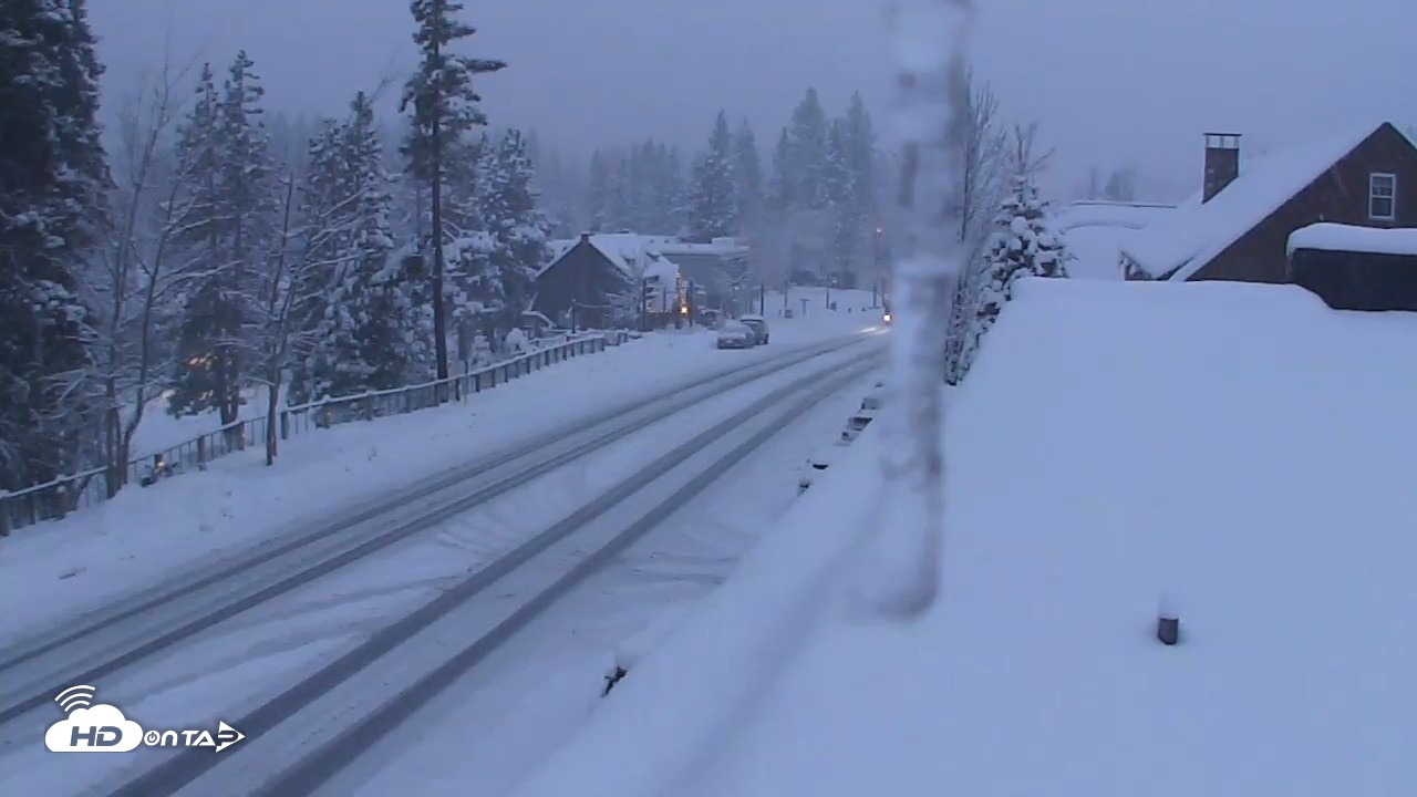 Snapshot of Cobblestone Center - Tahoe City Live Webcam taken Apr 12, 2026, 7:35pm PDT