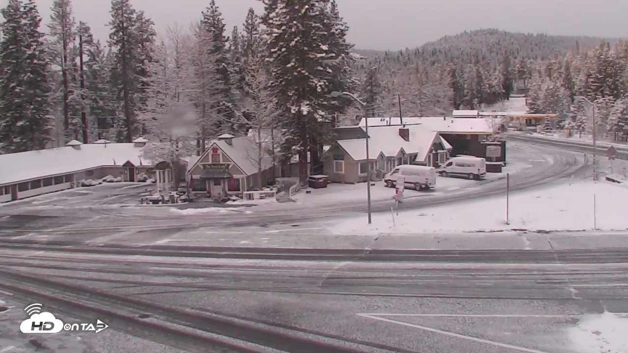 Snapshot of Lake Tahoe - Tahoe City Live Traffic Cam taken Apr 22, 2026, 6:42am PDT