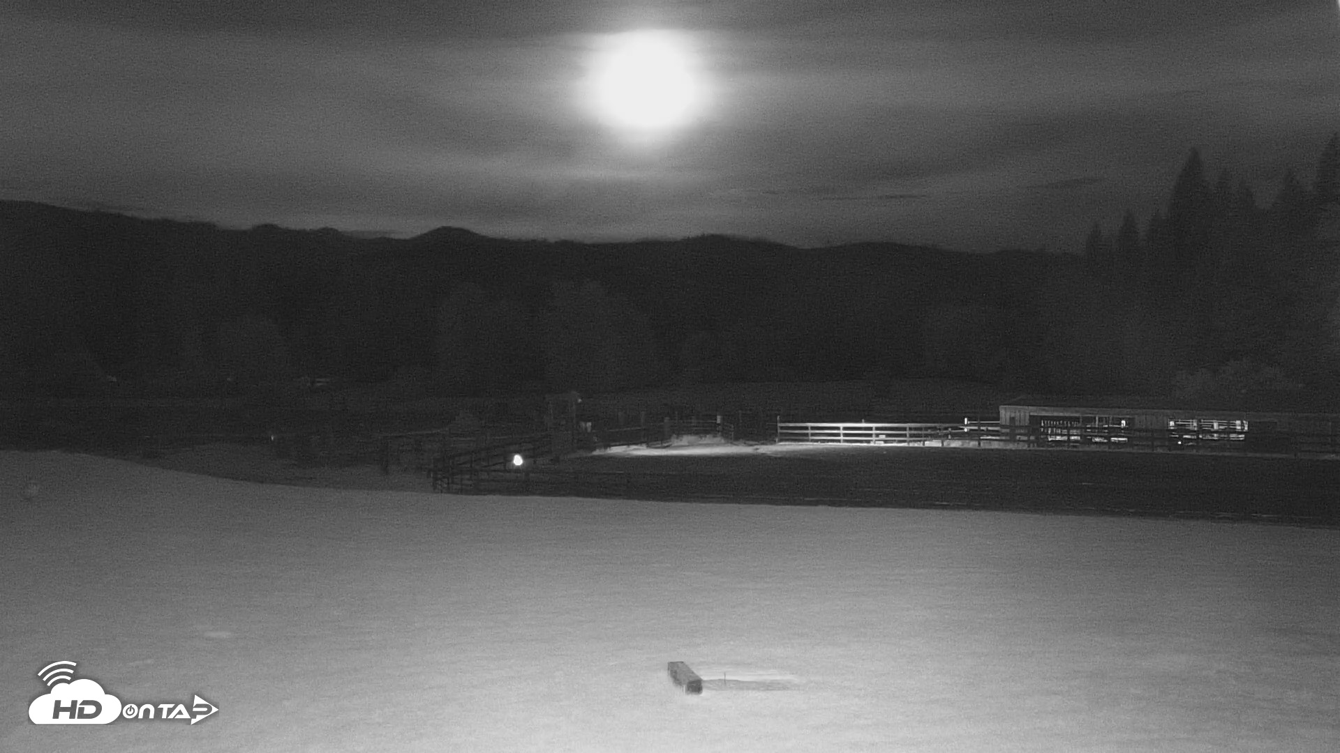 Snapshot of Greenhorn Dude Ranch Live Saloon Cam taken May 2, 2026, 5:07am PDT