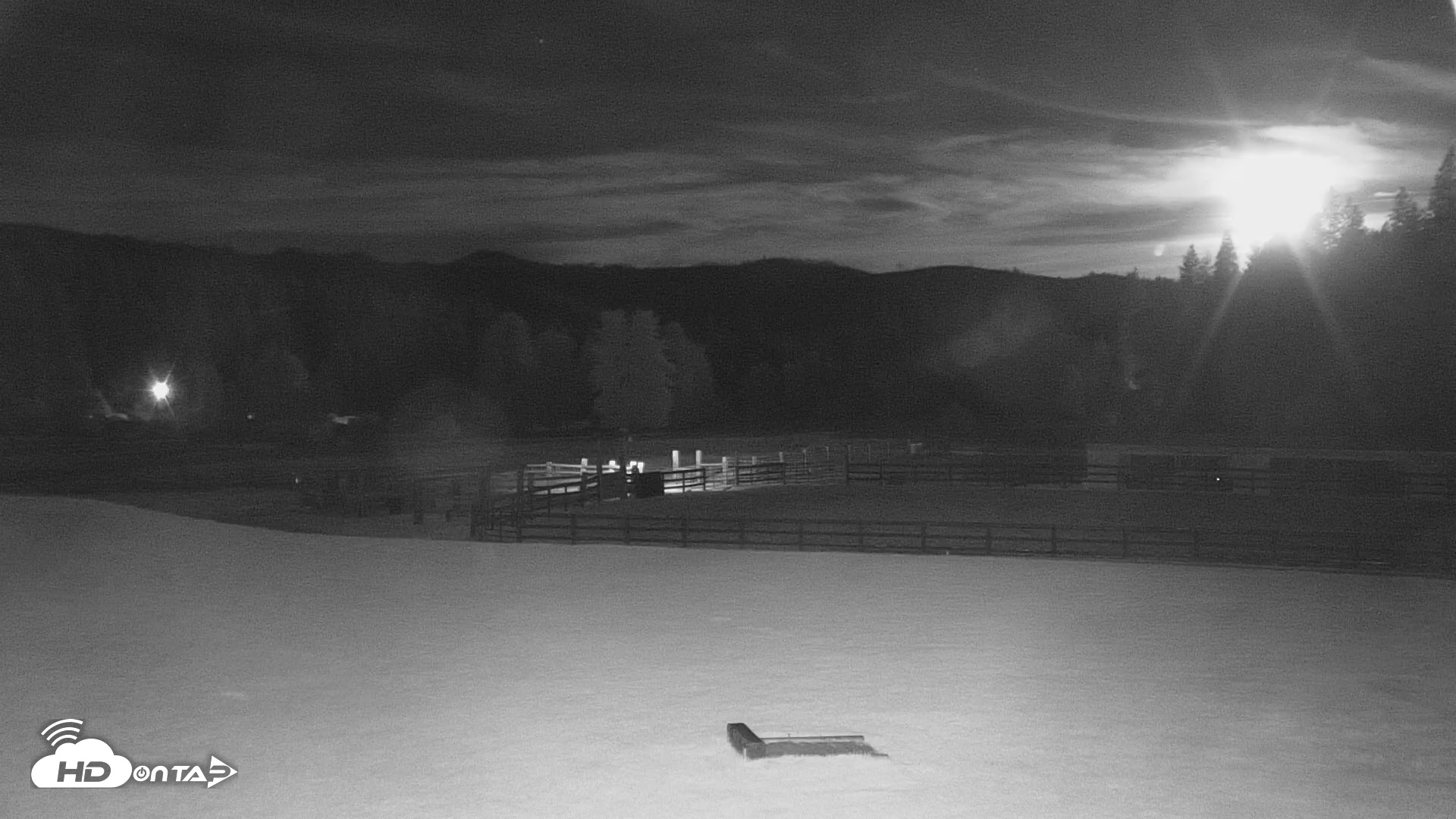 Snapshot of Greenhorn Dude Ranch Live Saloon Cam taken May 10, 2025, 4:11am PDT