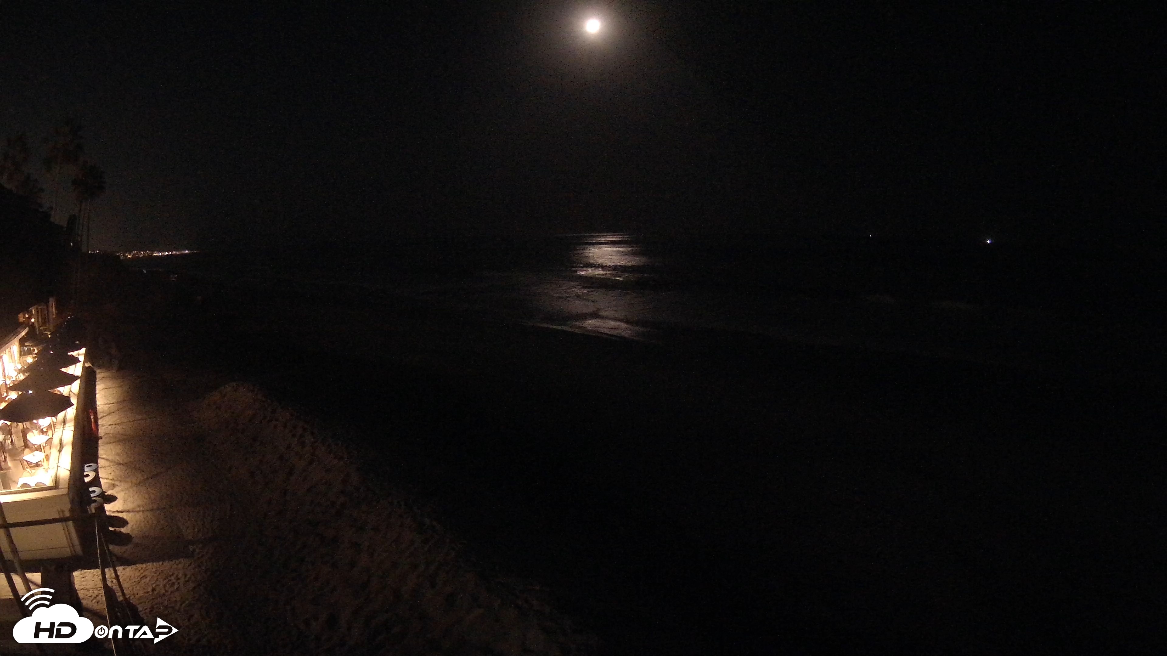 Snapshot of 17th St. Del Mar Beach - 4K SW Live Webcam taken Oct 17, 2026, 9:20pm PDT
