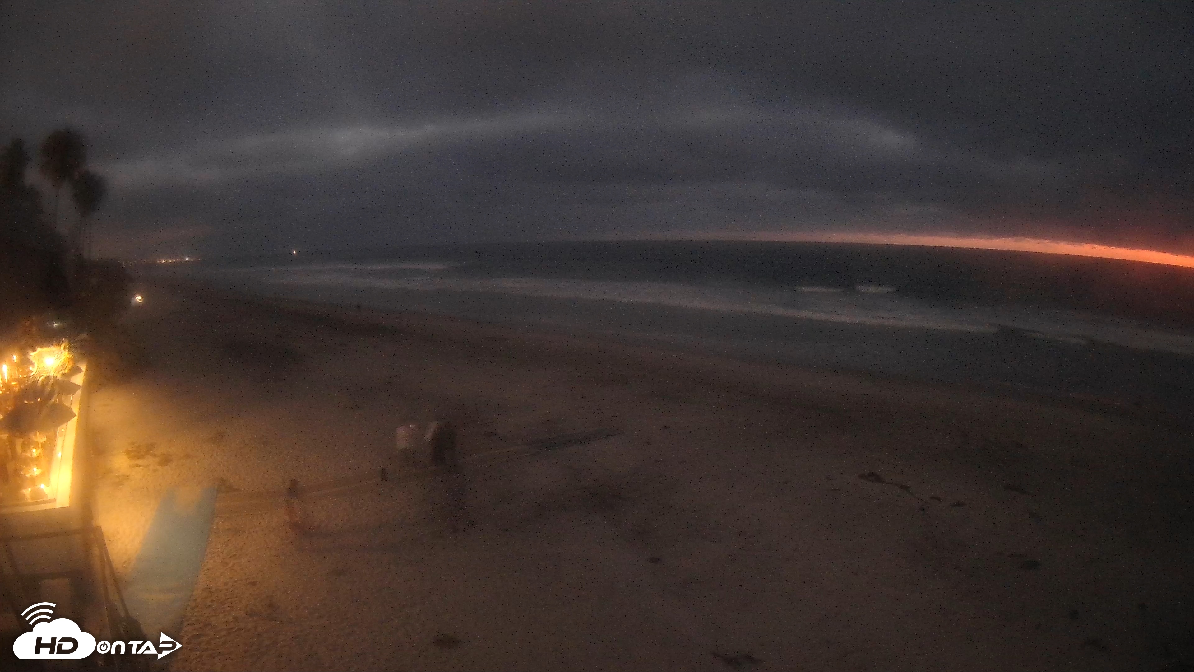 Snapshot of 17th St. Del Mar Beach - 4K SW Live Webcam taken Jun 19, 2026, 8:37pm PDT