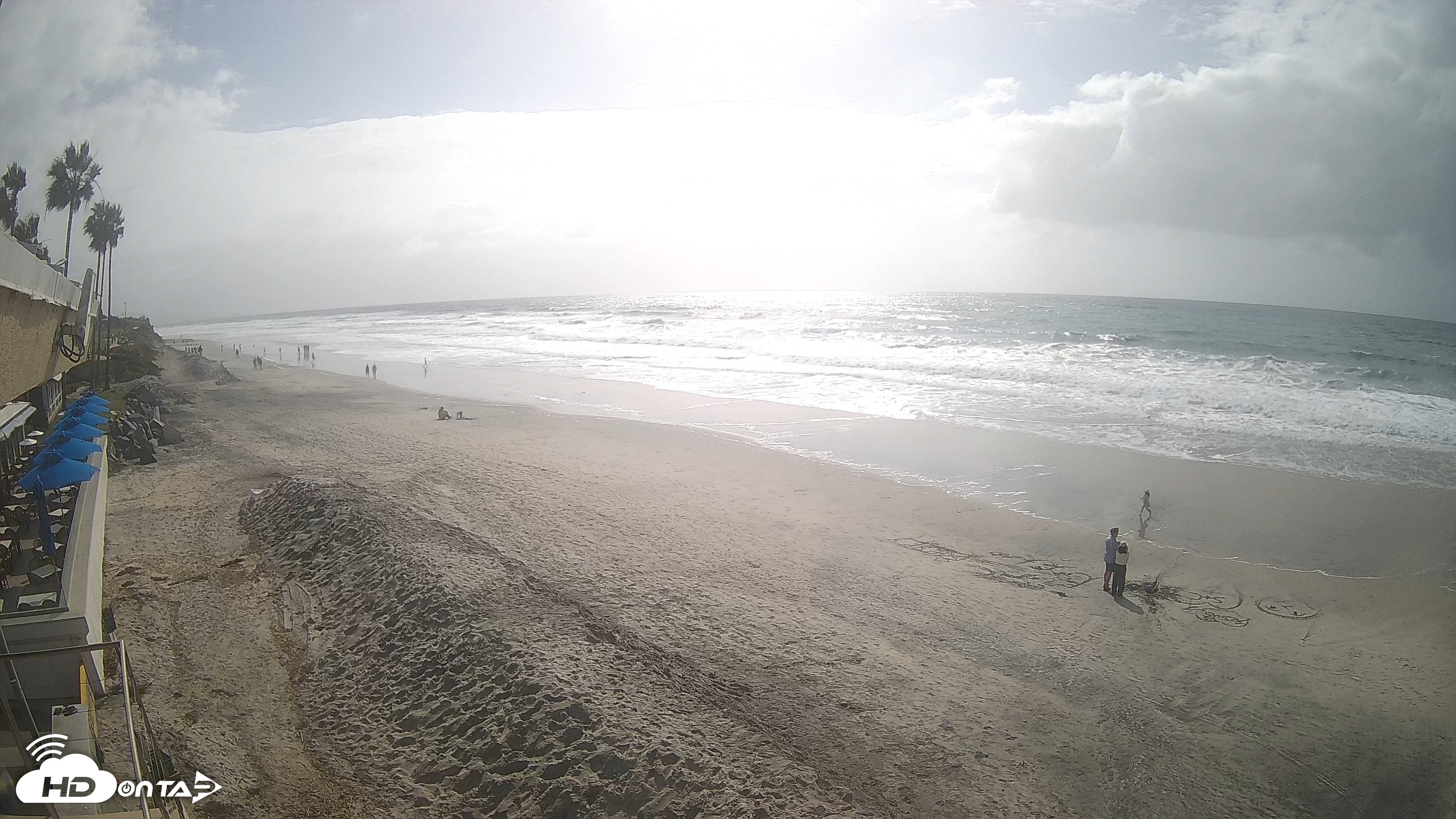 Snapshot of 17th St. Del Mar Beach - 4K SW Live Webcam taken Oct 11, 2026, 2:37pm PDT