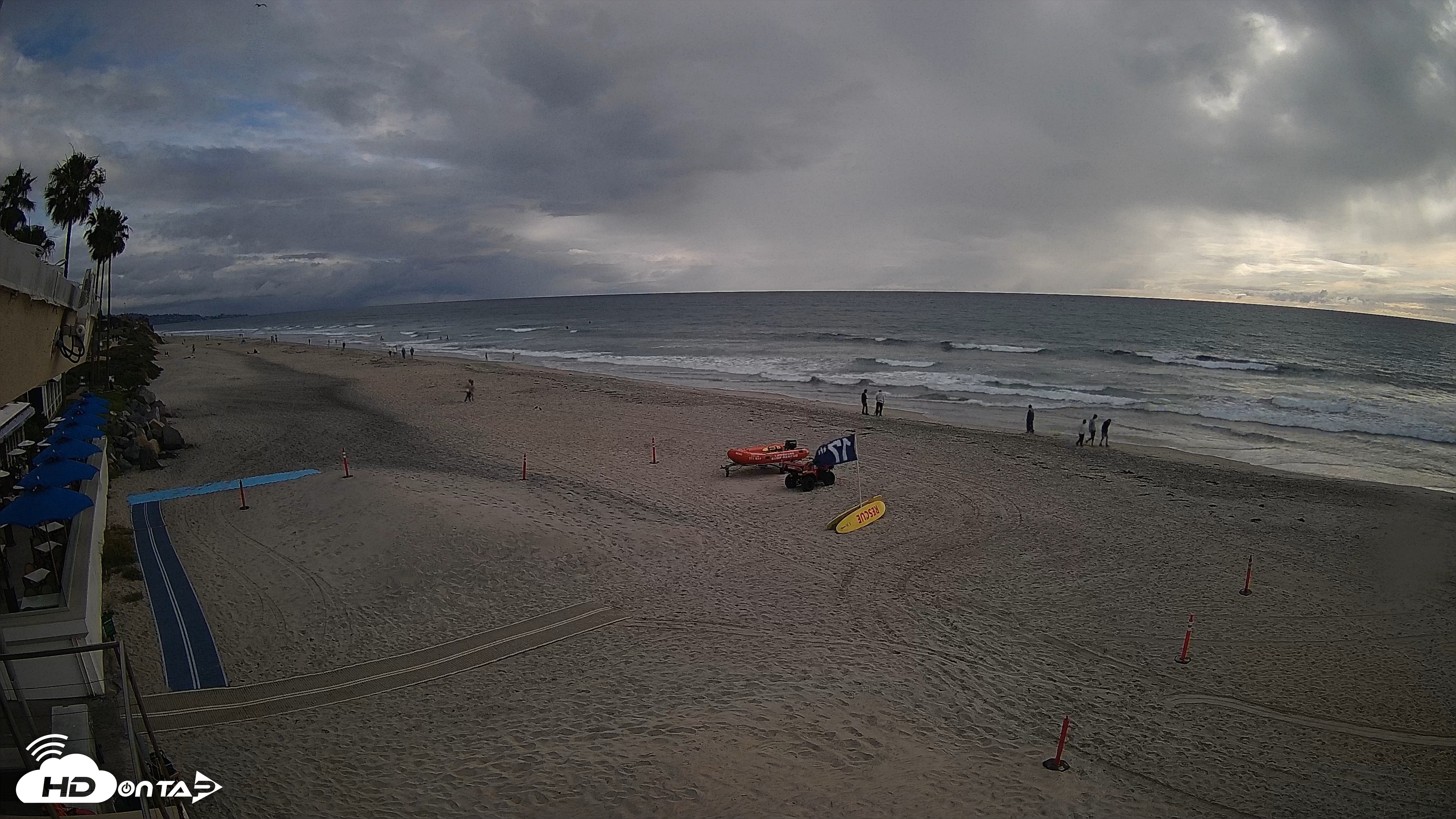 Snapshot of 17th St. Del Mar Beach - 4K SW Live Webcam taken Apr 12, 2026, 5:34pm PDT