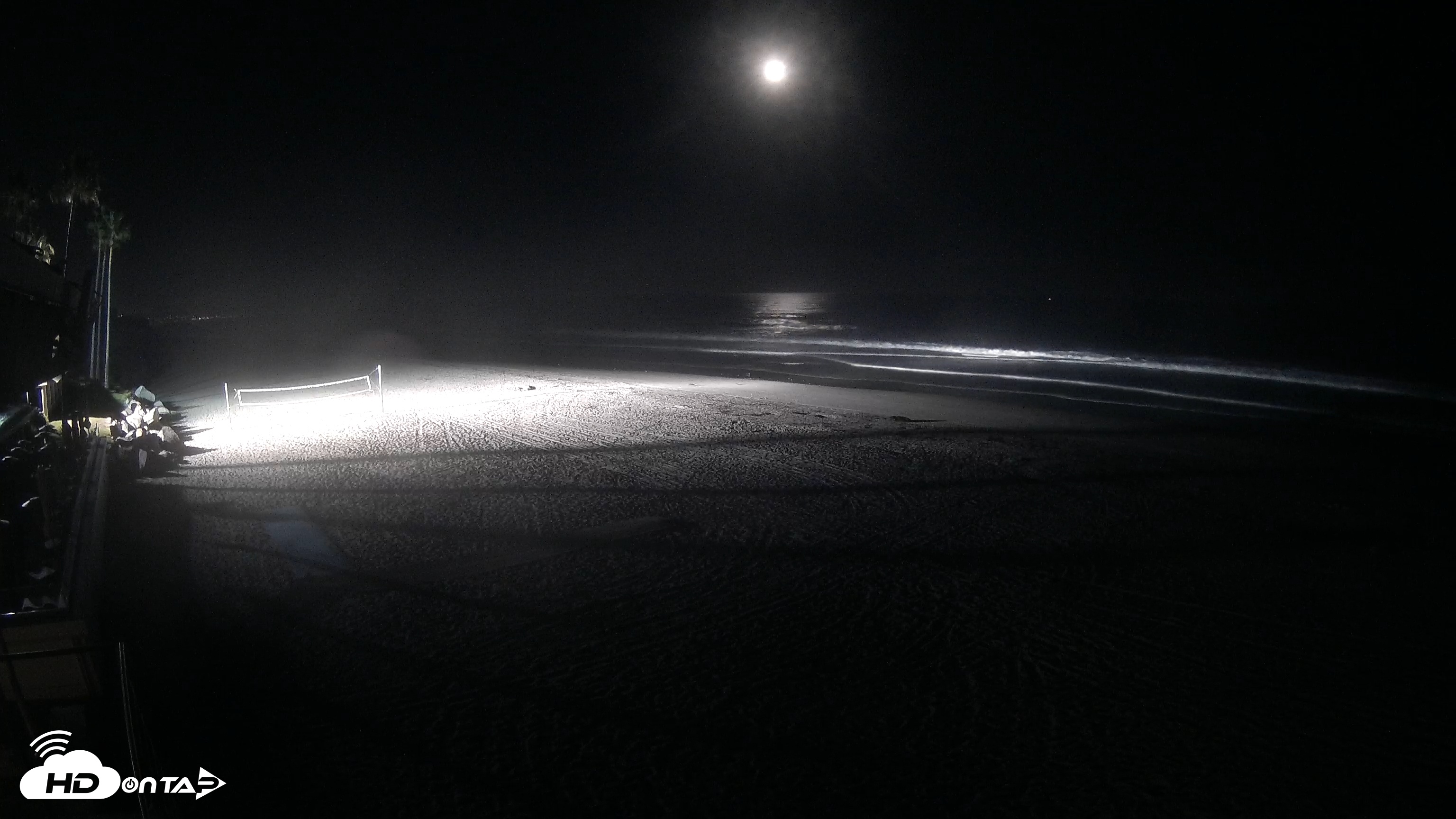 Snapshot of 17th St. Del Mar Beach - 4K SW Live Webcam taken Sep 30, 2025, 10:56pm PDT