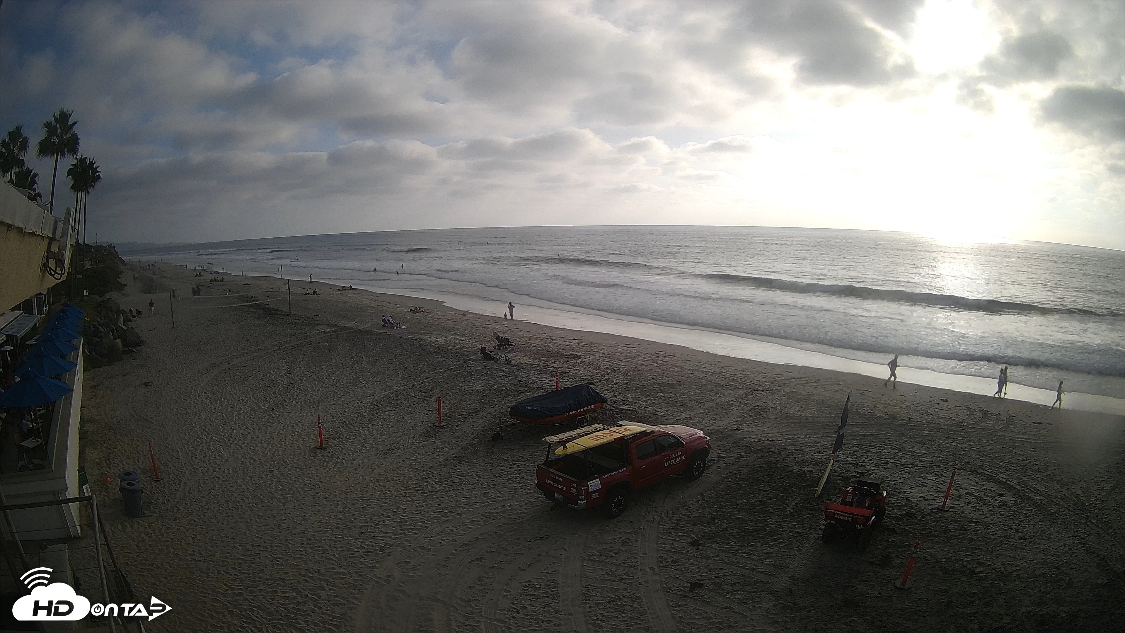 Snapshot of 17th St. Del Mar Beach - 4K SW Live Webcam taken Sep 24, 2026, 5:13pm PDT