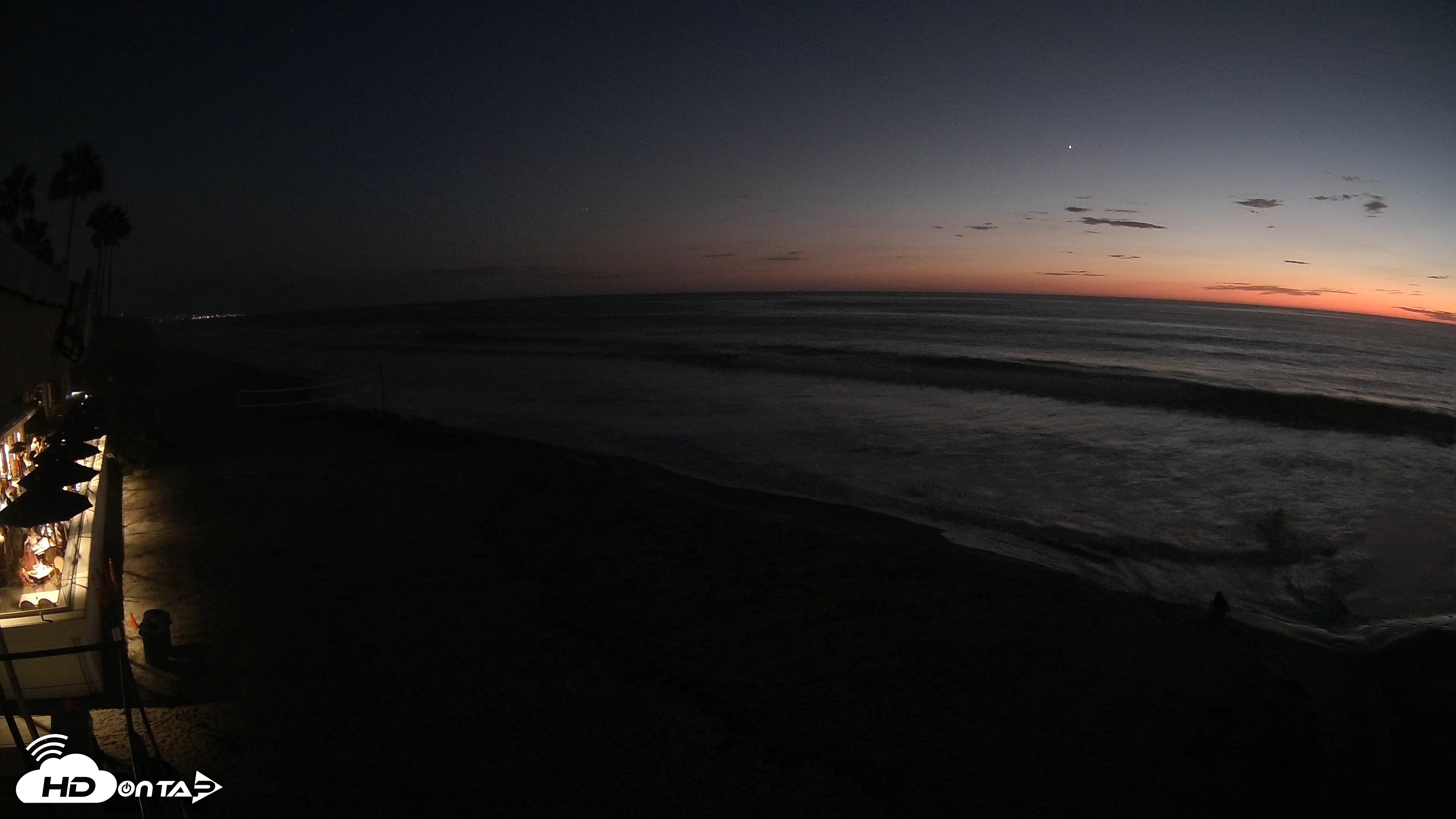 Snapshot of 17th St. Del Mar Beach - 4K SW Live Webcam taken Sep 9, 2026, 7:44pm PDT