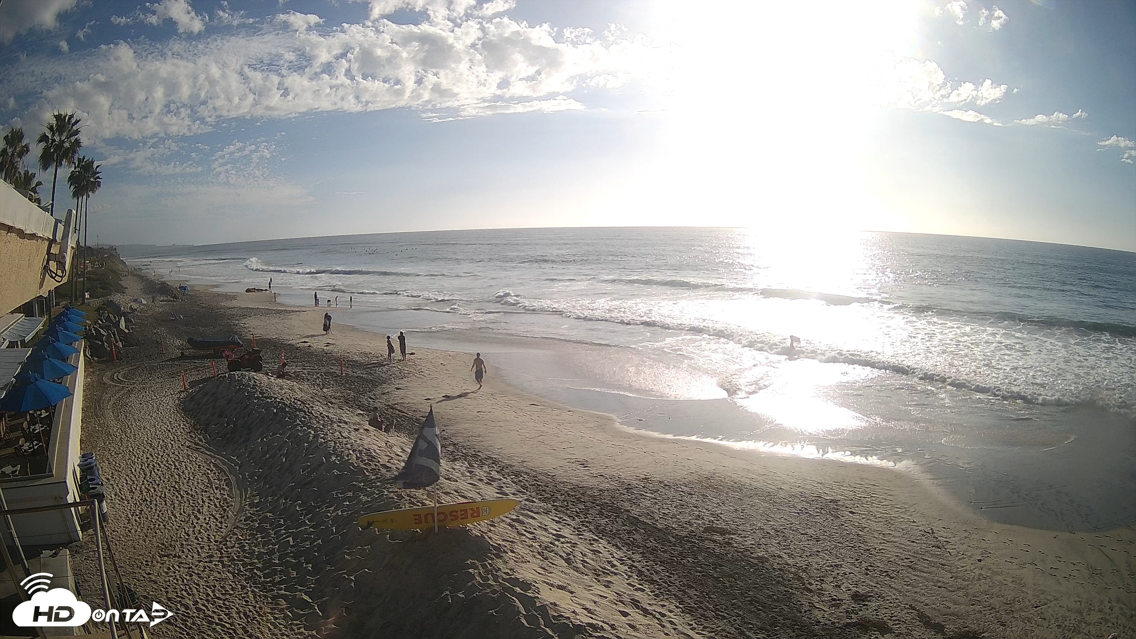 Snapshot of 17th St. Del Mar Beach - 4K SW Live Webcam taken Oct 20, 2026, 4:18pm PDT
