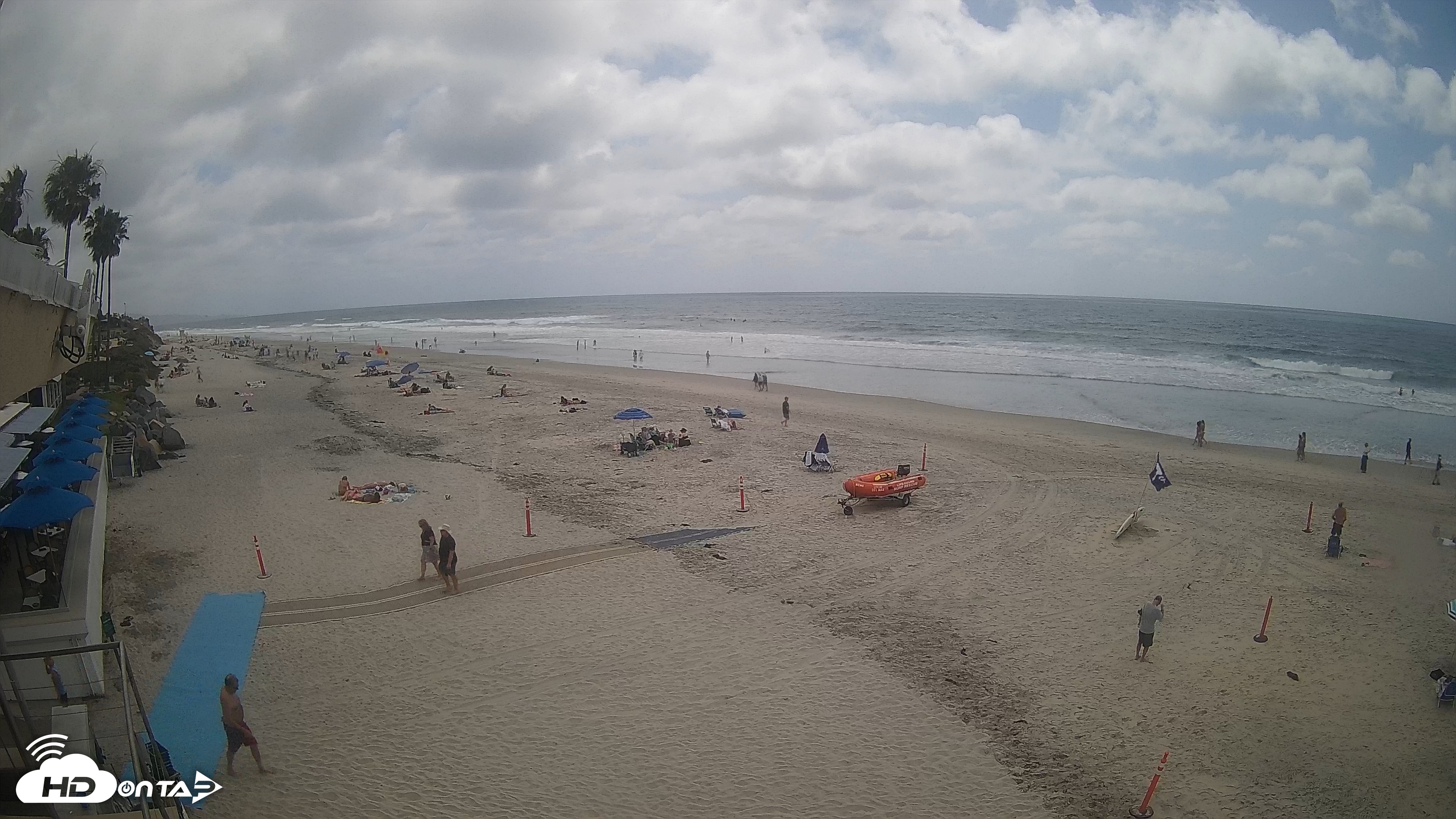 Snapshot of 17th St. Del Mar Beach - 4K SW Live Webcam taken May 16, 2026, 2:24pm PDT