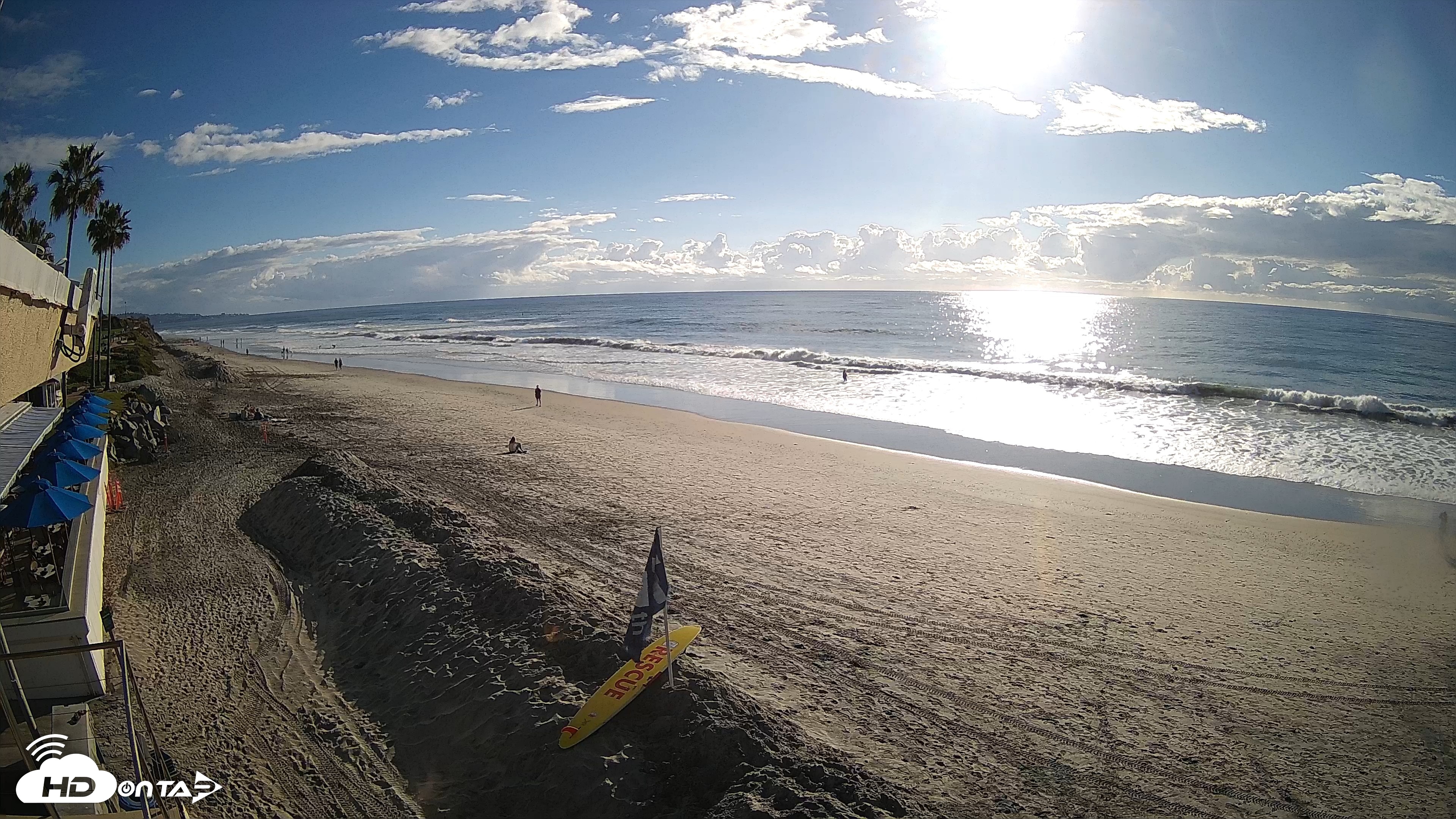 Snapshot of 17th St. Del Mar Beach - 4K SW Live Webcam taken Oct 23, 2026, 4:19pm PDT