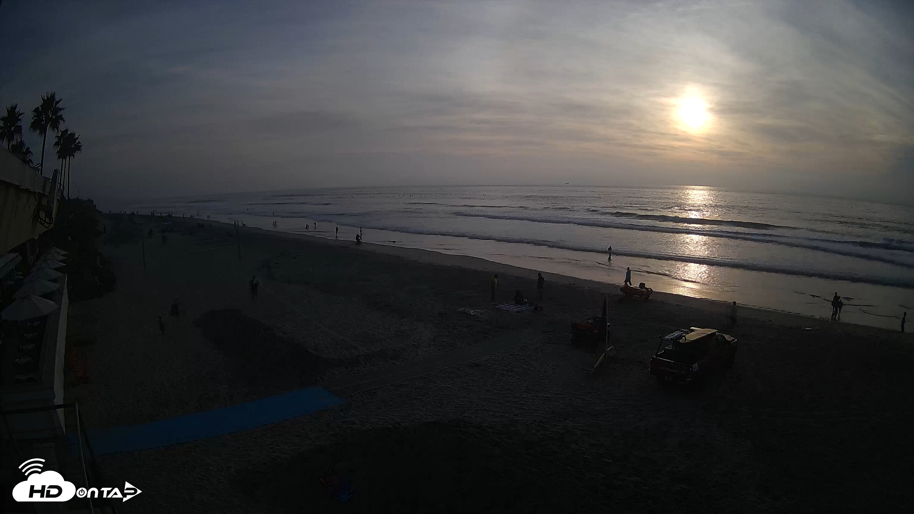 Snapshot of 17th St. Del Mar Beach - 4K SW Live Webcam taken Nov 2, 2025, 4:12pm PST