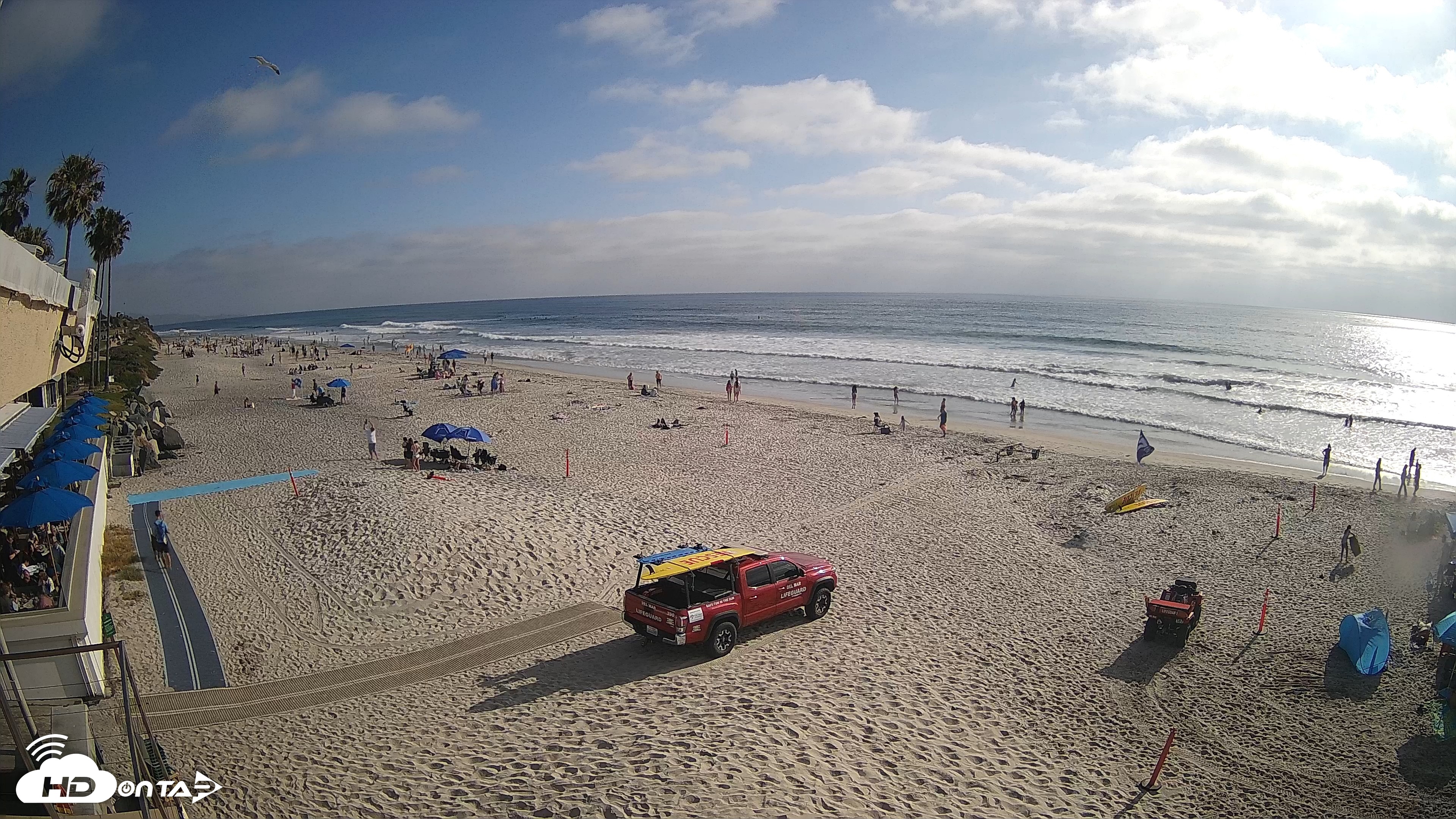 Snapshot of 17th St. Del Mar Beach - 4K SW Live Webcam taken May 9, 2026, 5:19pm PDT