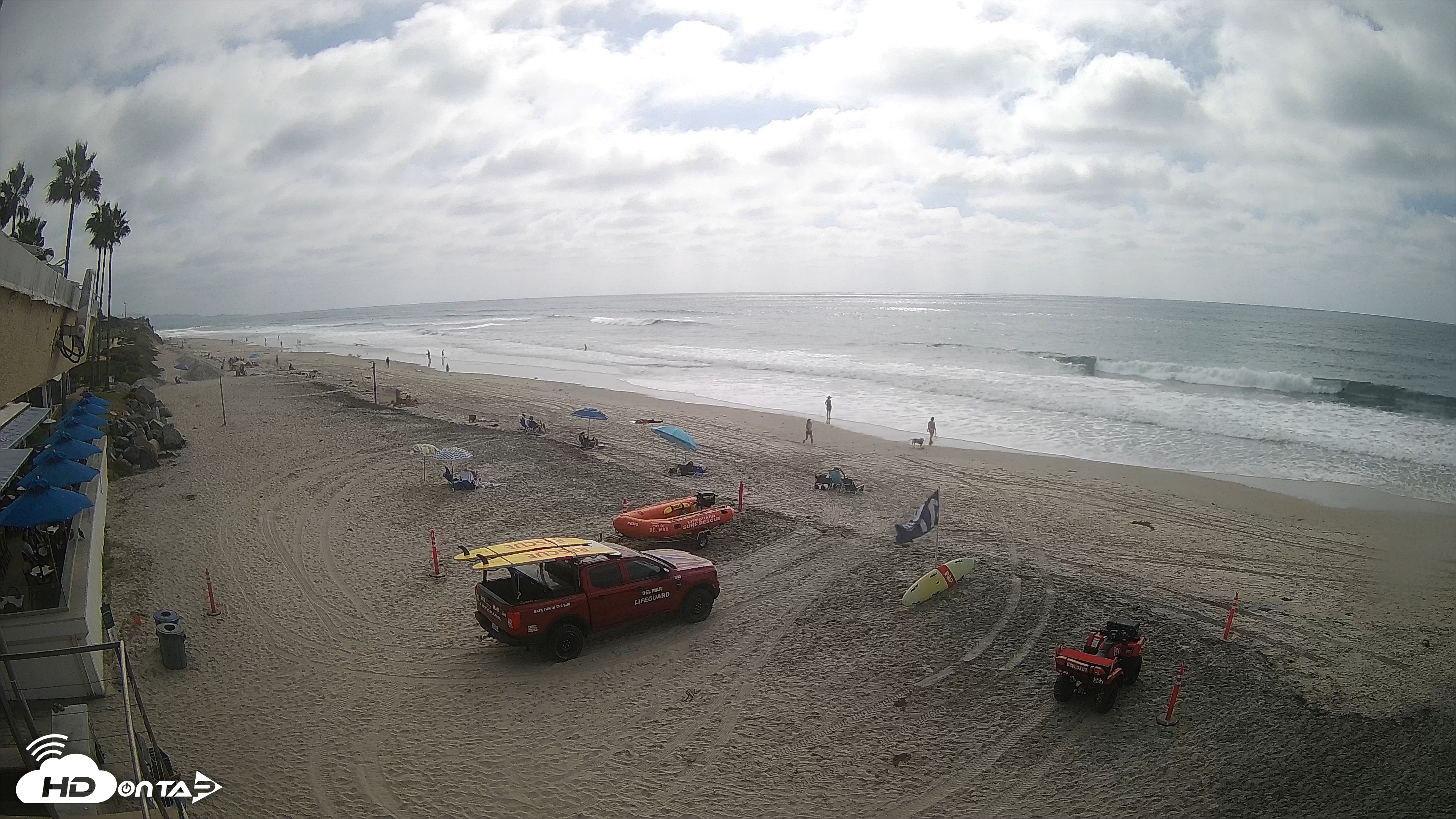 Snapshot of 17th St. Del Mar Beach - 4K SW Live Webcam taken Sep 23, 2026, 2:41pm PDT
