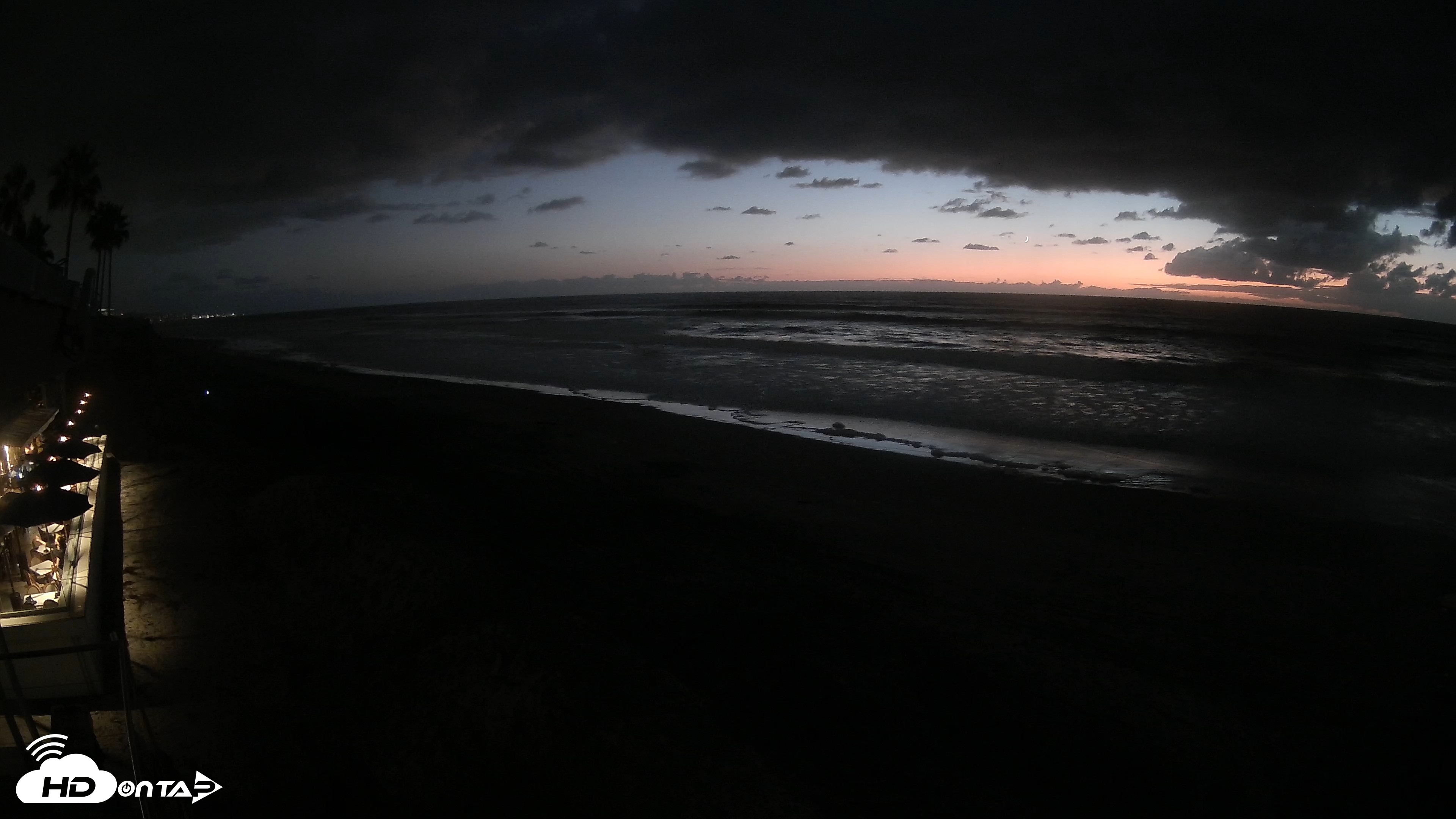 Snapshot of 17th St. Del Mar Beach - 4K SW Live Webcam taken Oct 12, 2026, 6:55pm PDT
