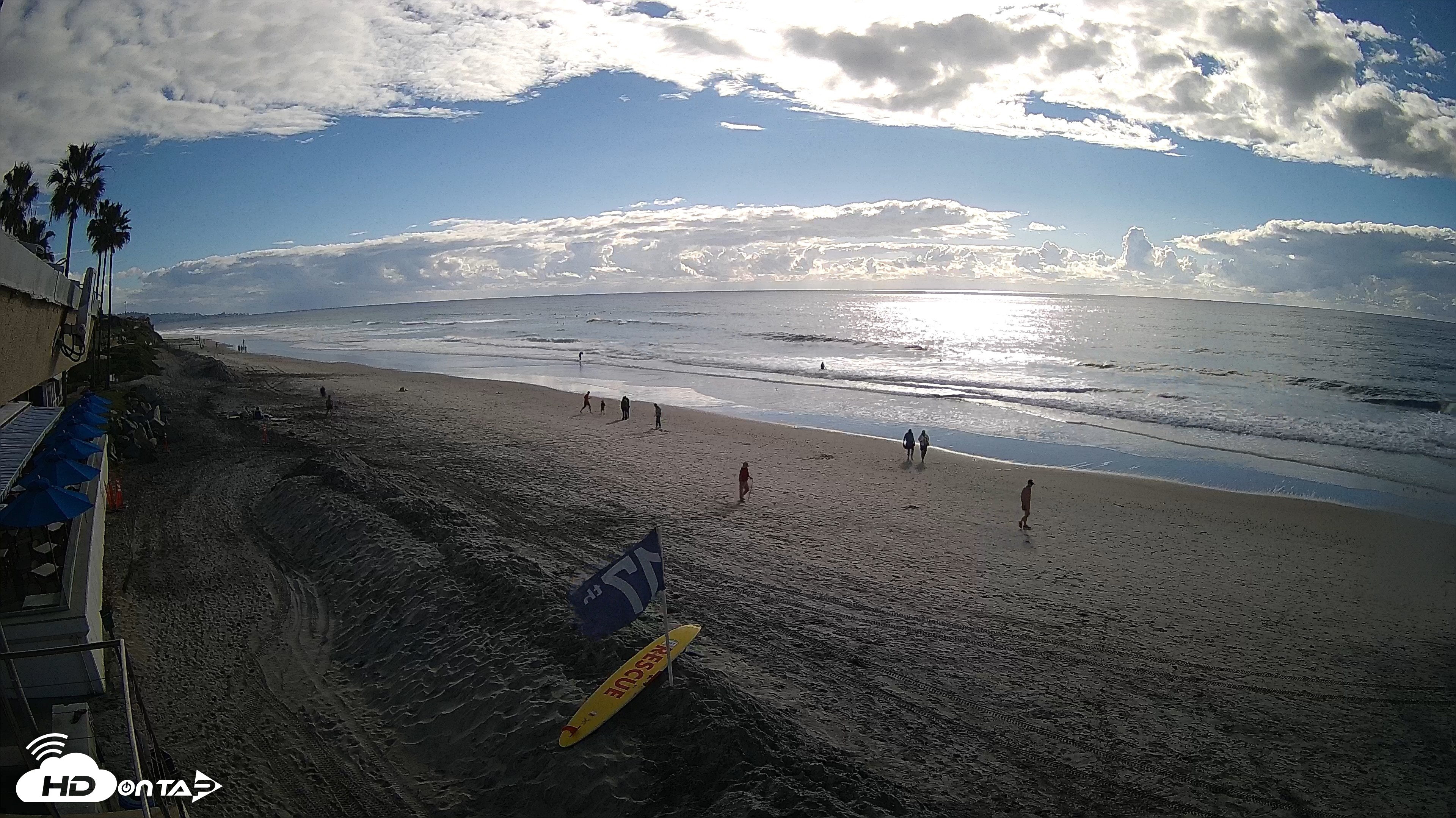 Snapshot of 17th St. Del Mar Beach - 4K SW Live Webcam taken Oct 23, 2026, 3:52pm PDT