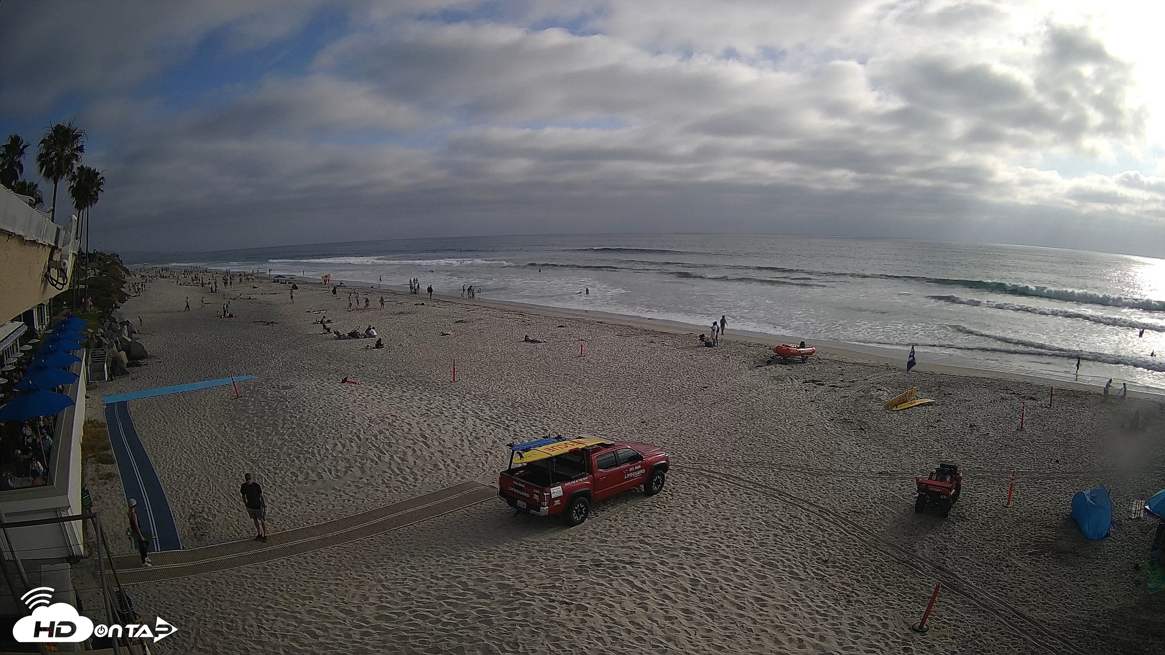 Snapshot of 17th St. Del Mar Beach - 4K SW Live Webcam taken May 9, 2026, 5:46pm PDT