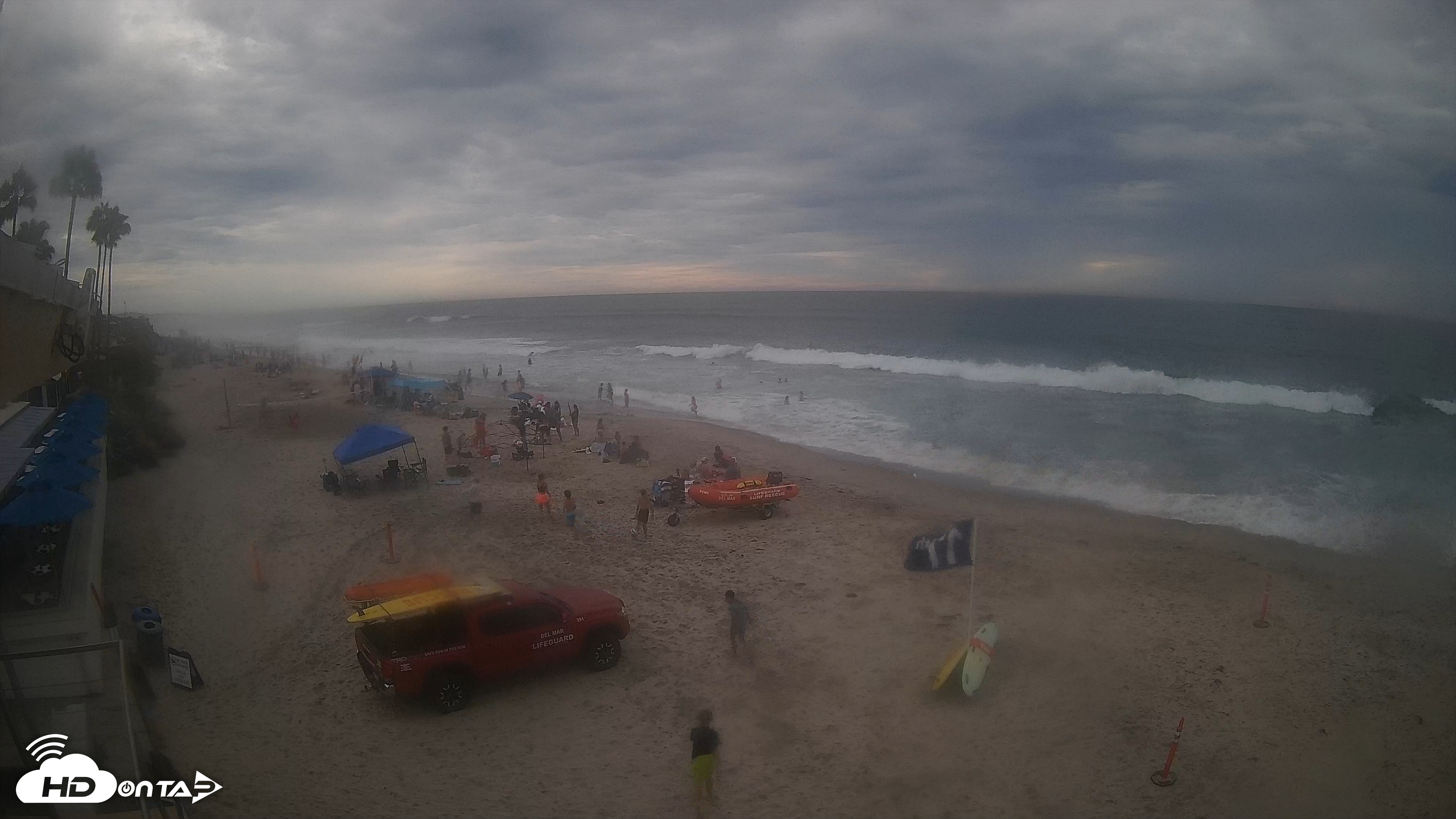 Snapshot of 17th St. Del Mar Beach - 4K SW Live Webcam taken Sep 6, 2026, 4:39pm PDT