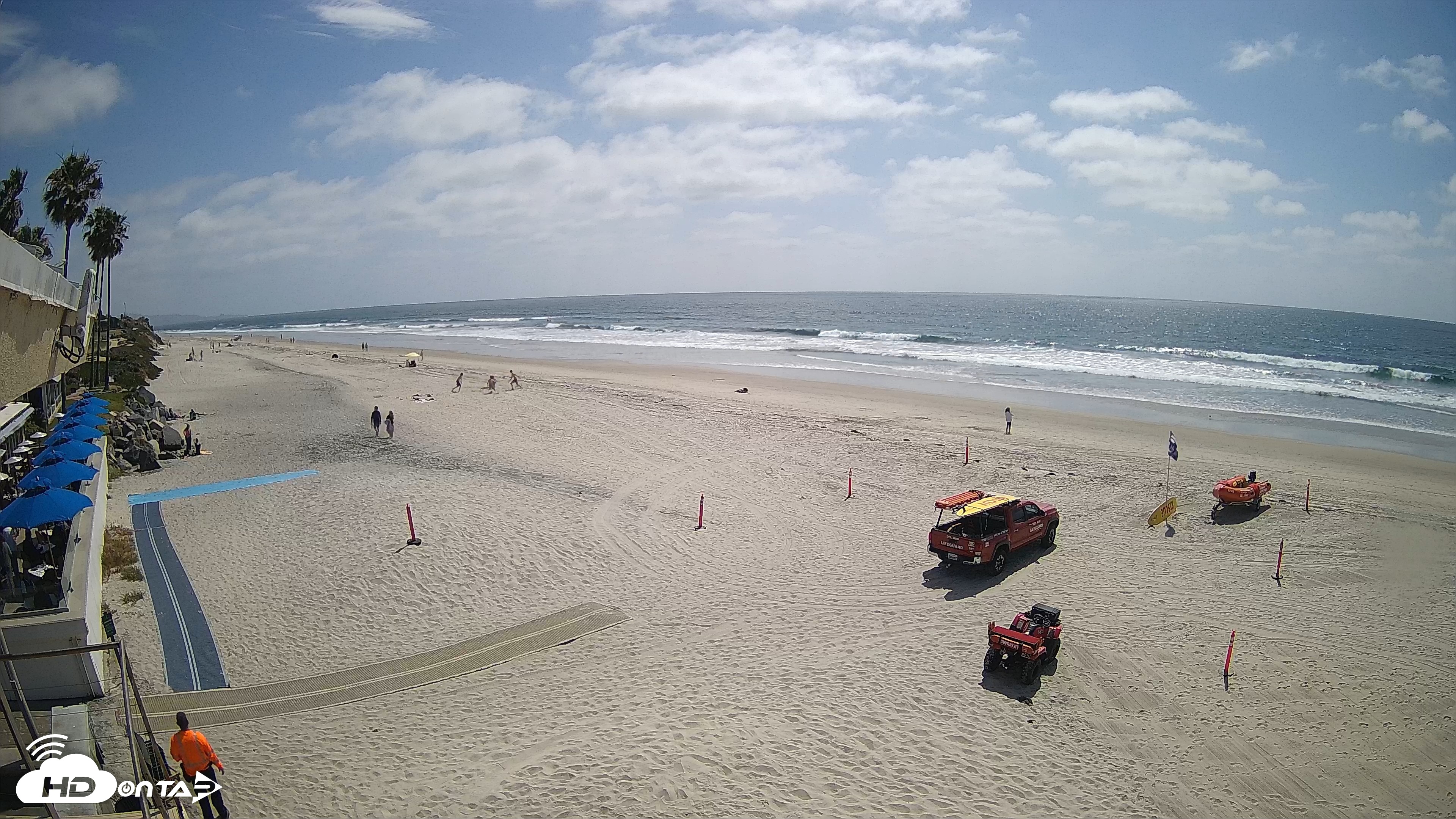 Snapshot of 17th St. Del Mar Beach - 4K SW Live Webcam taken Apr 30, 2026, 2:50pm PDT